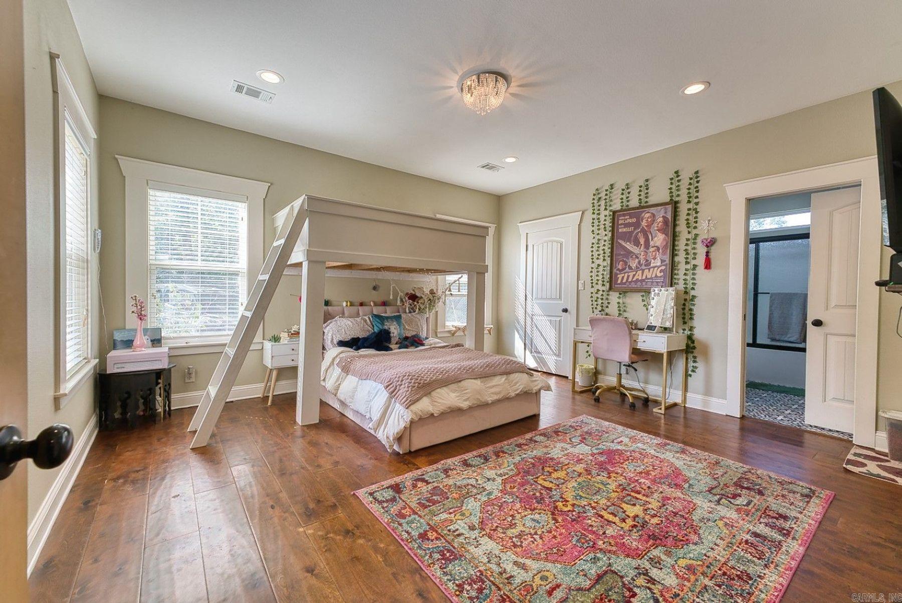 ROCK CREEK RIDGE - Residential