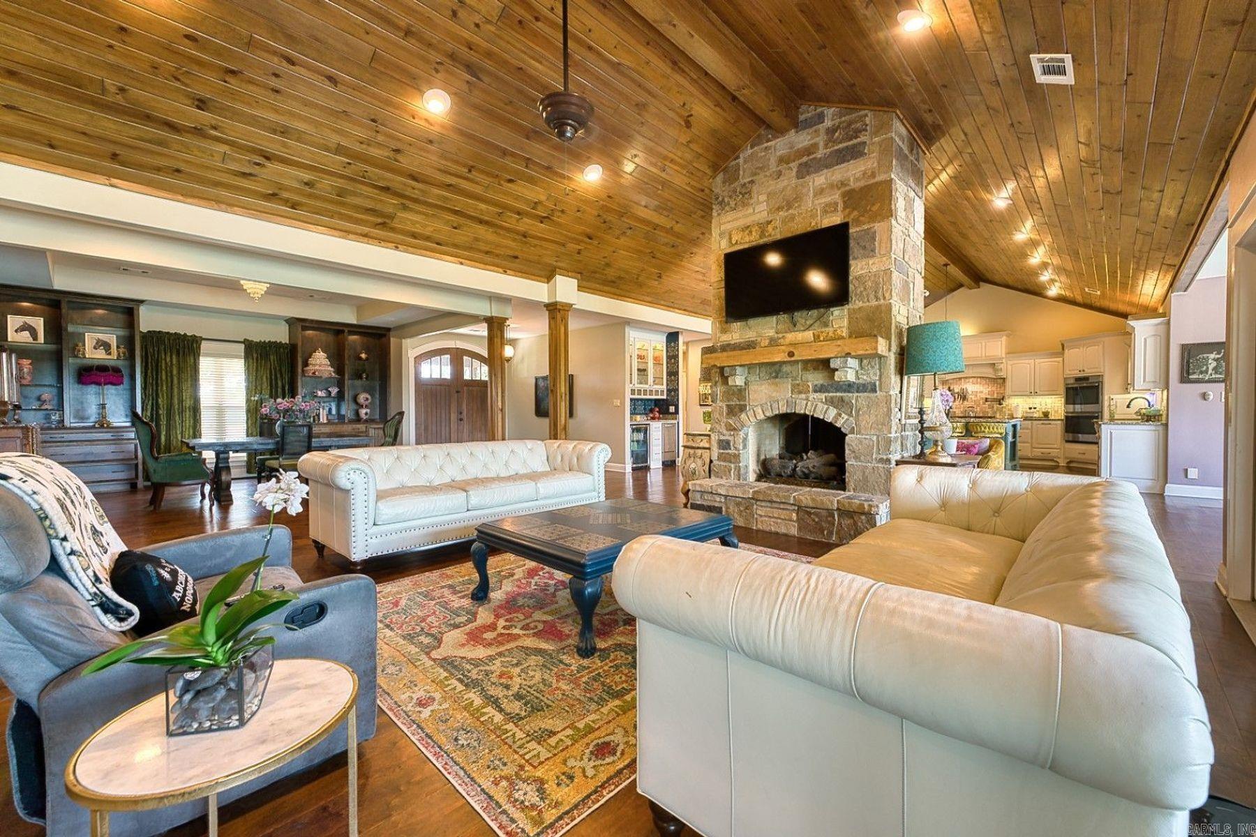 ROCK CREEK RIDGE - Residential