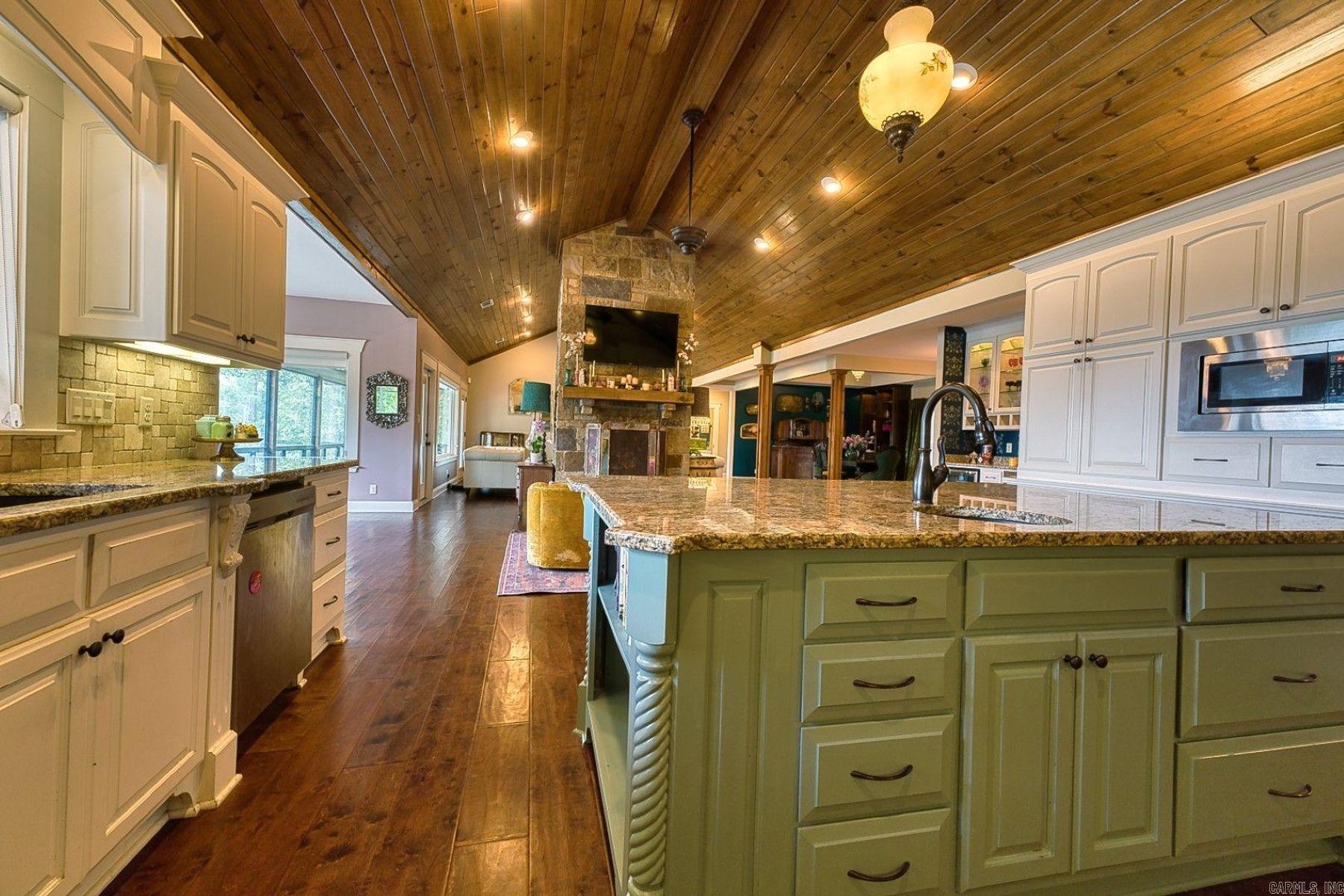 ROCK CREEK RIDGE - Residential