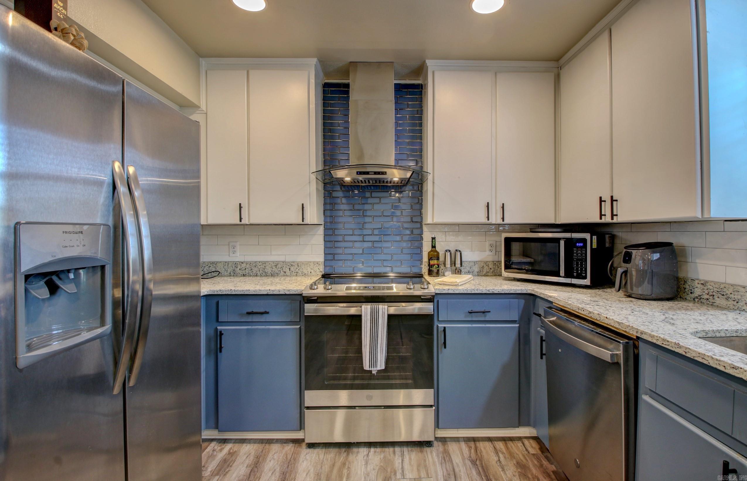 TURTLE CREEK - Residential