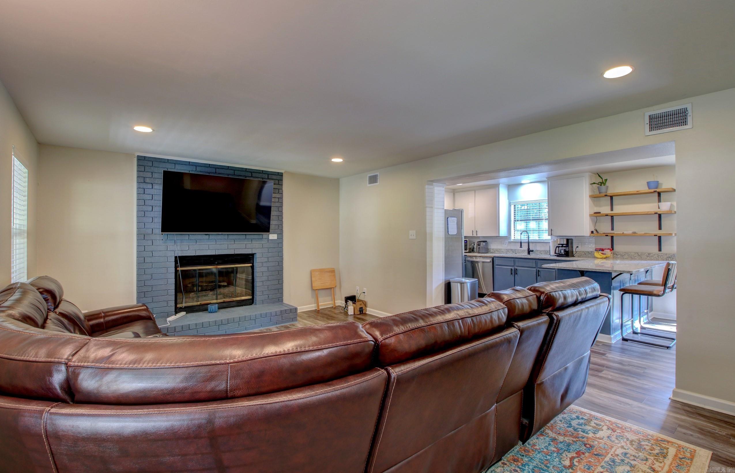 TURTLE CREEK - Residential