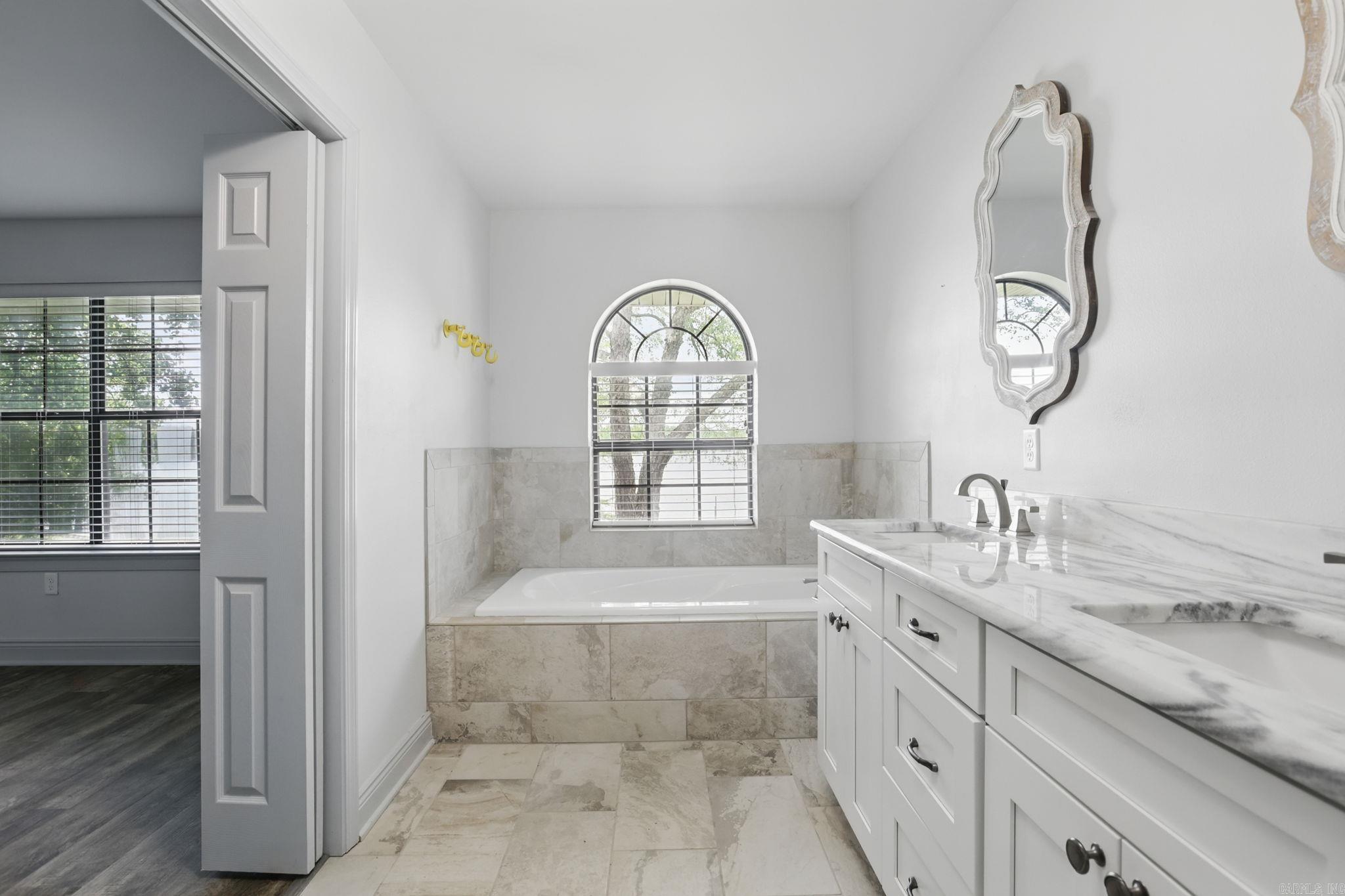 WILLOW BEACH ESTATES - Residential