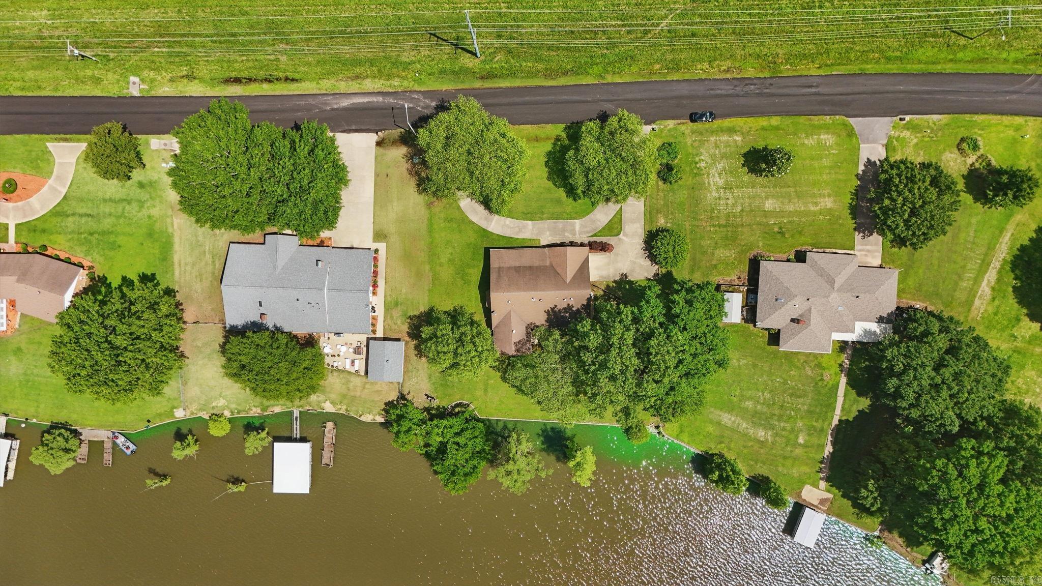 WILLOW BEACH ESTATES - Residential