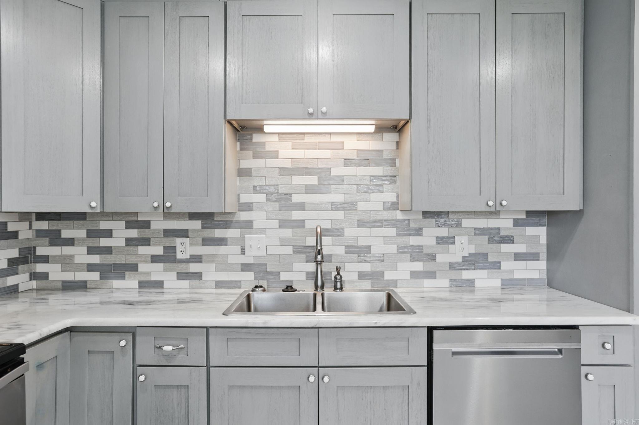WILLOW BEACH ESTATES - Residential