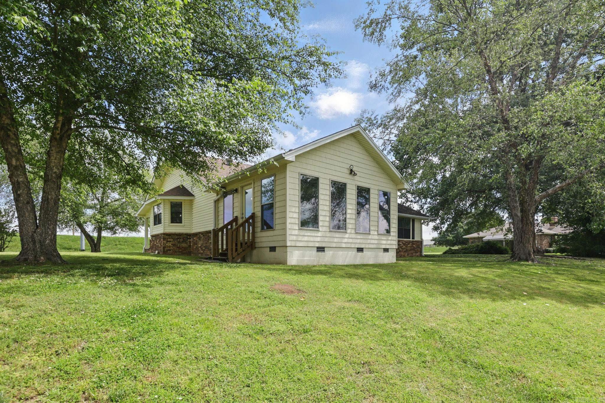 WILLOW BEACH ESTATES - Residential