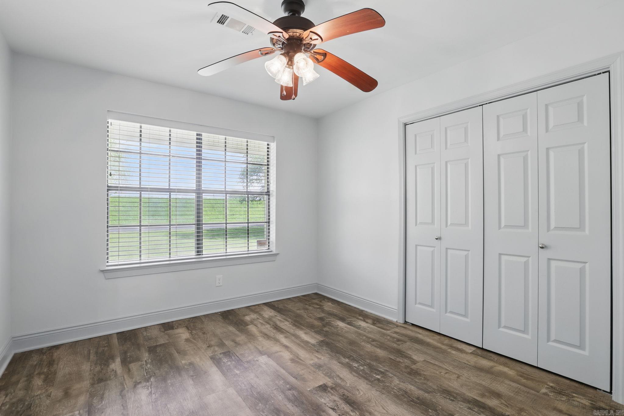 WILLOW BEACH ESTATES - Residential