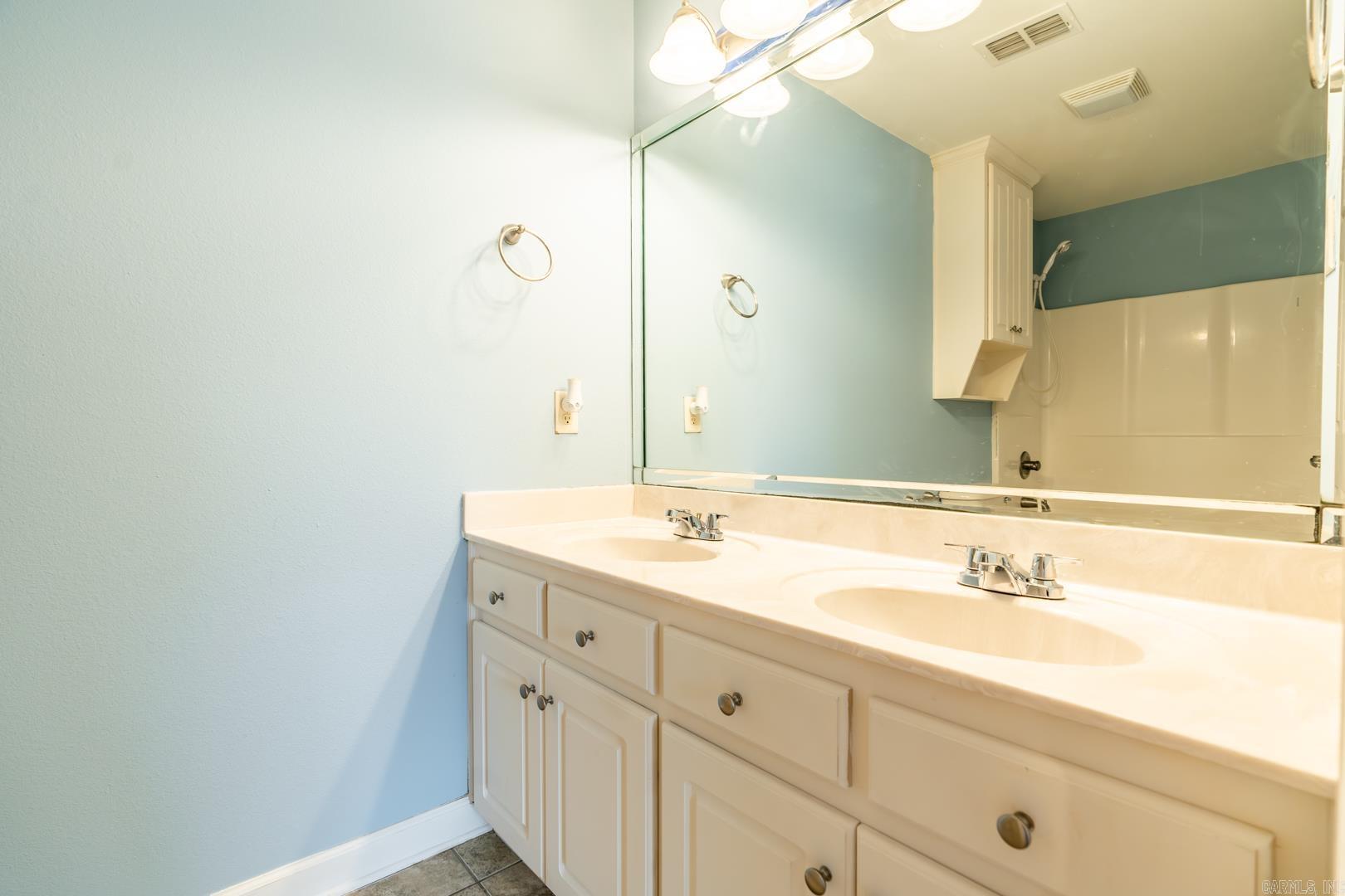 Magness Creek North - Residential Lease