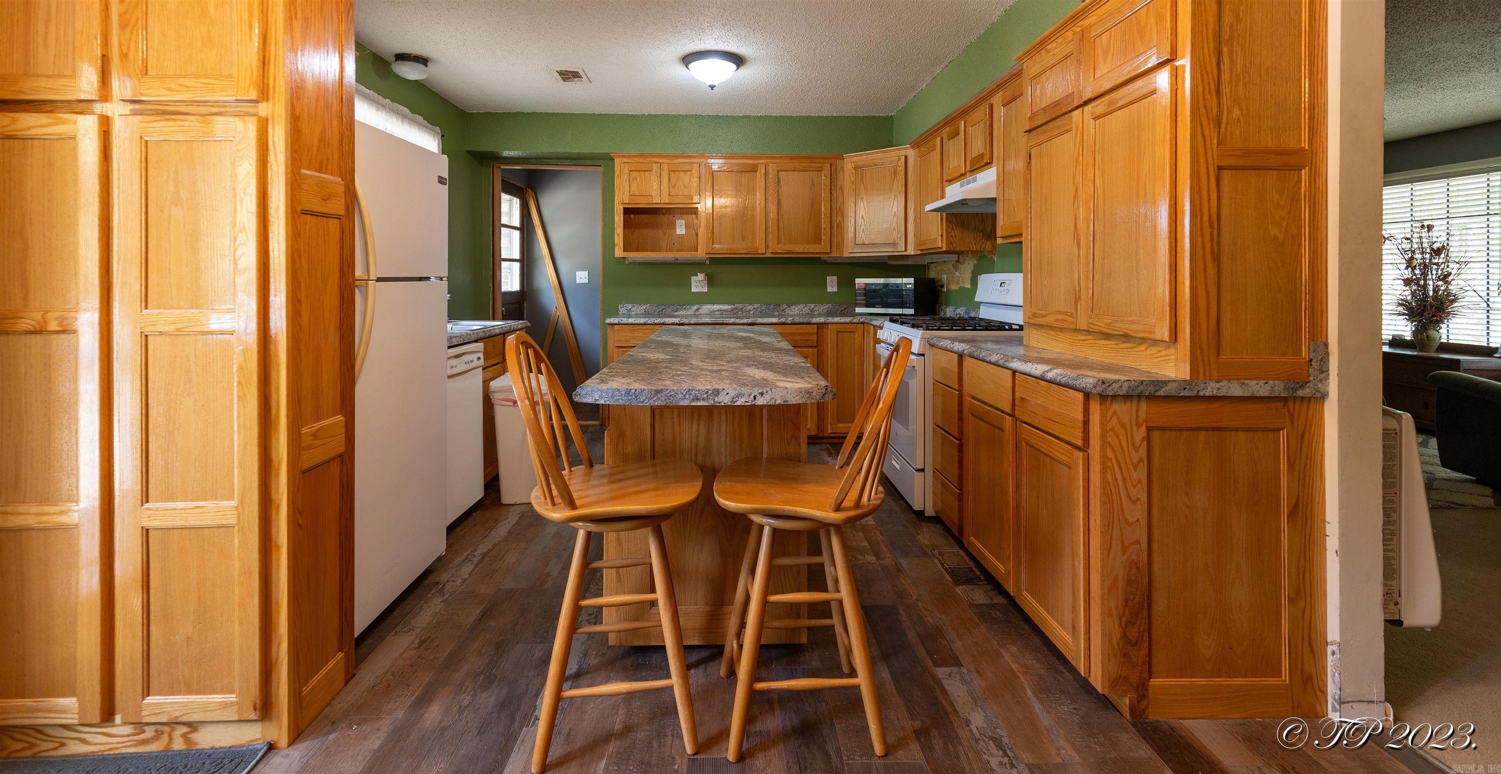 Fulton - Residential