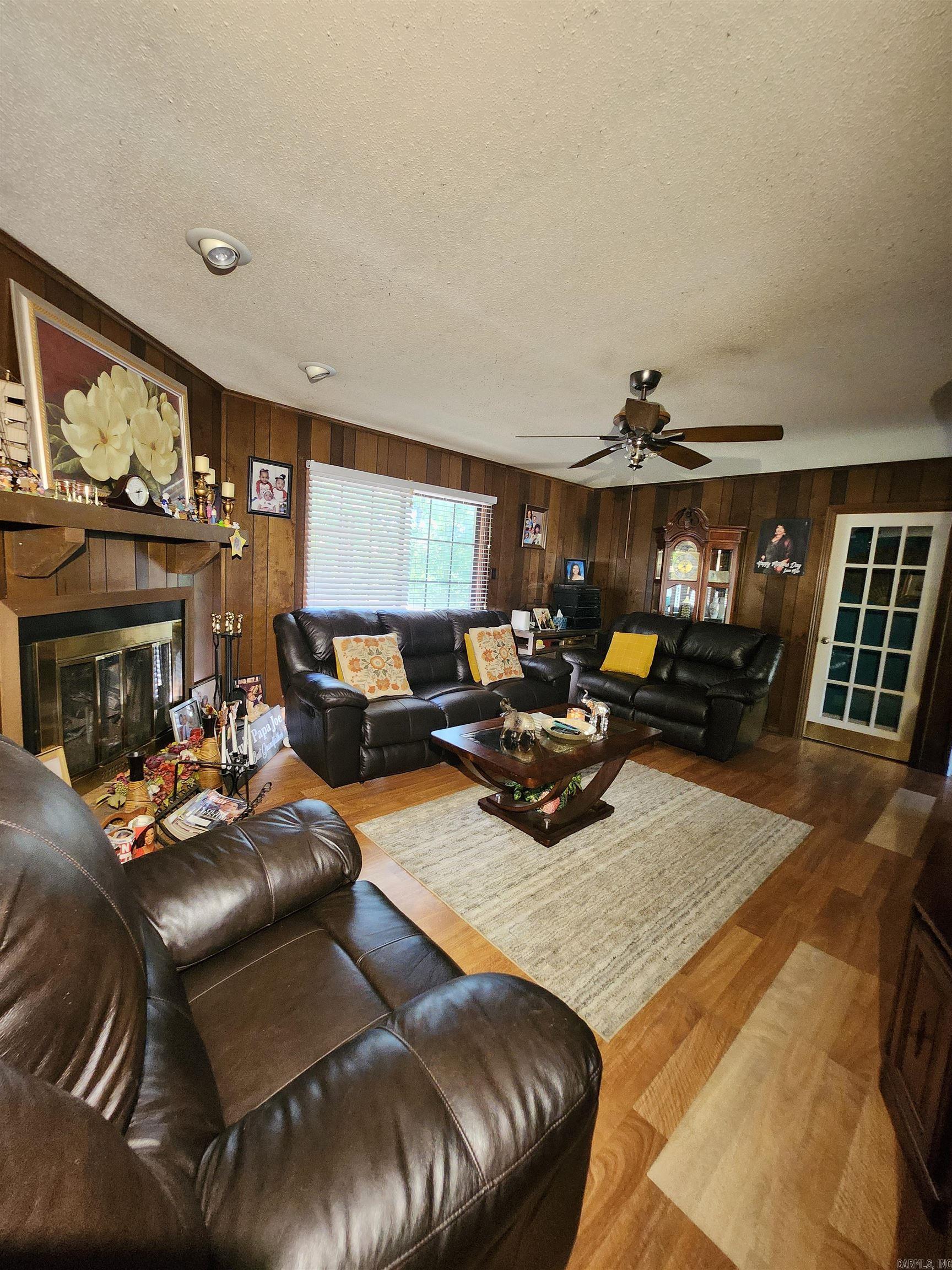PLEASANT VIEW - Residential