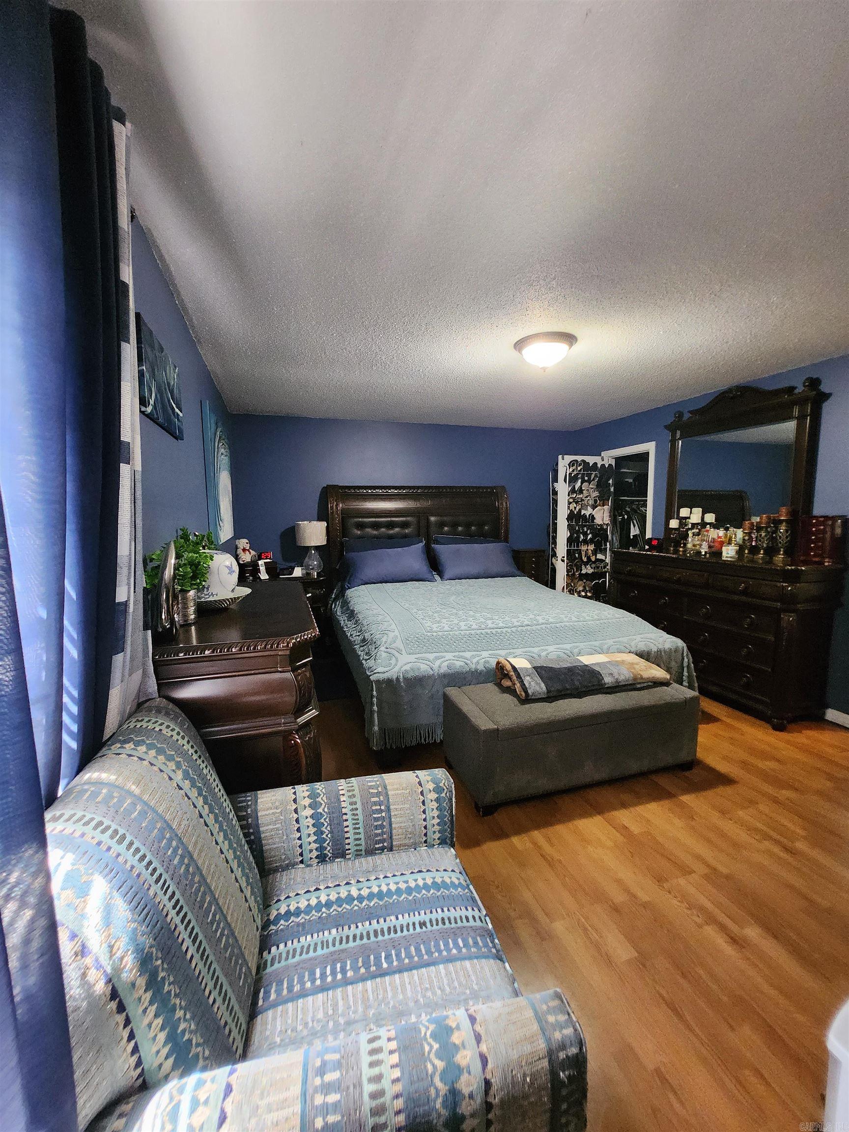 PLEASANT VIEW - Residential