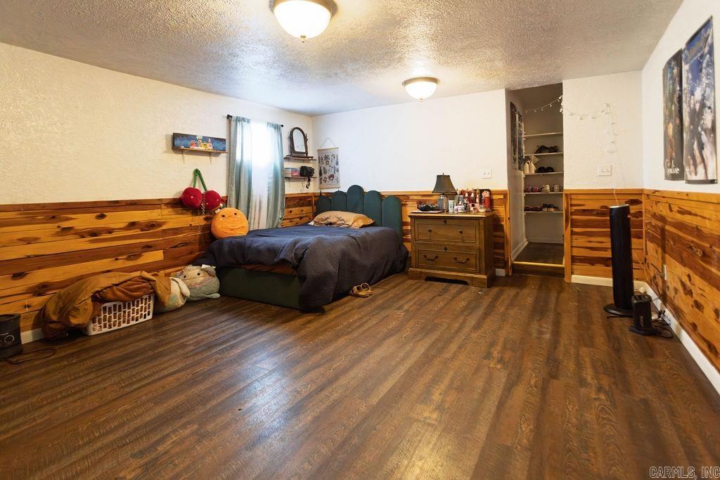 BYERS & NEELEY - Residential