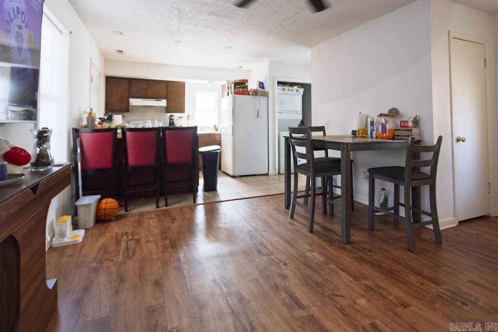 BYERS & NEELEY - Residential