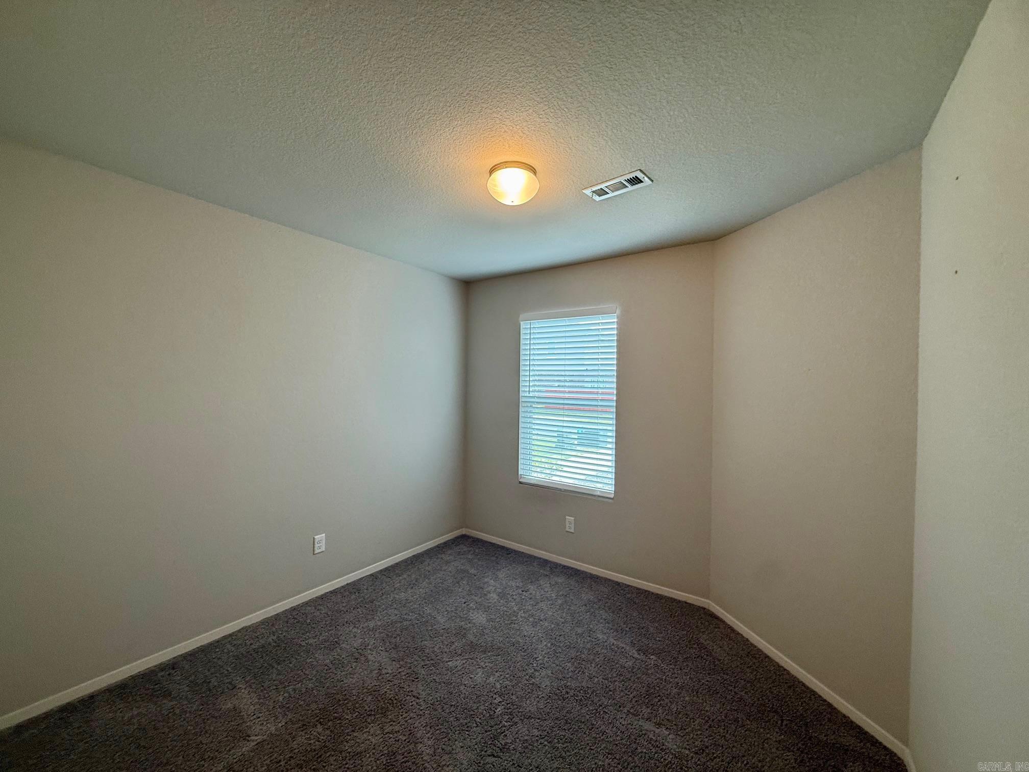 WHITE OAK CROSSING - Residential Lease