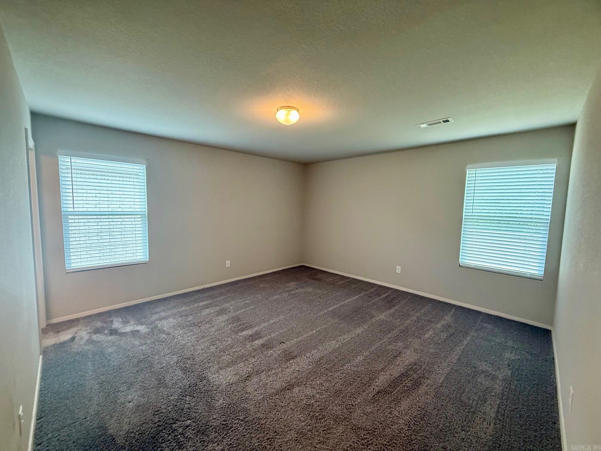 WHITE OAK CROSSING - Residential Lease