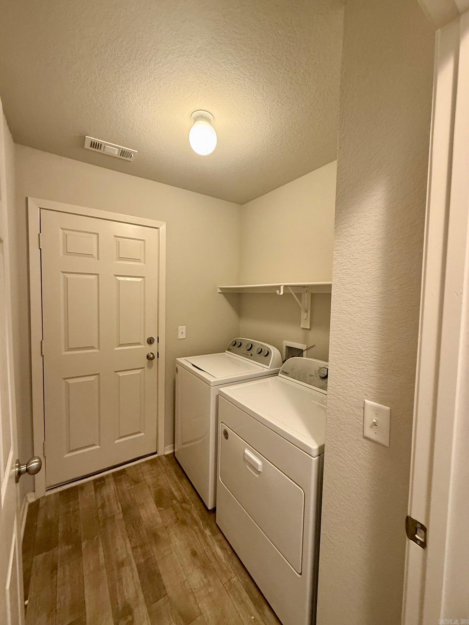 WHITE OAK CROSSING - Residential Lease