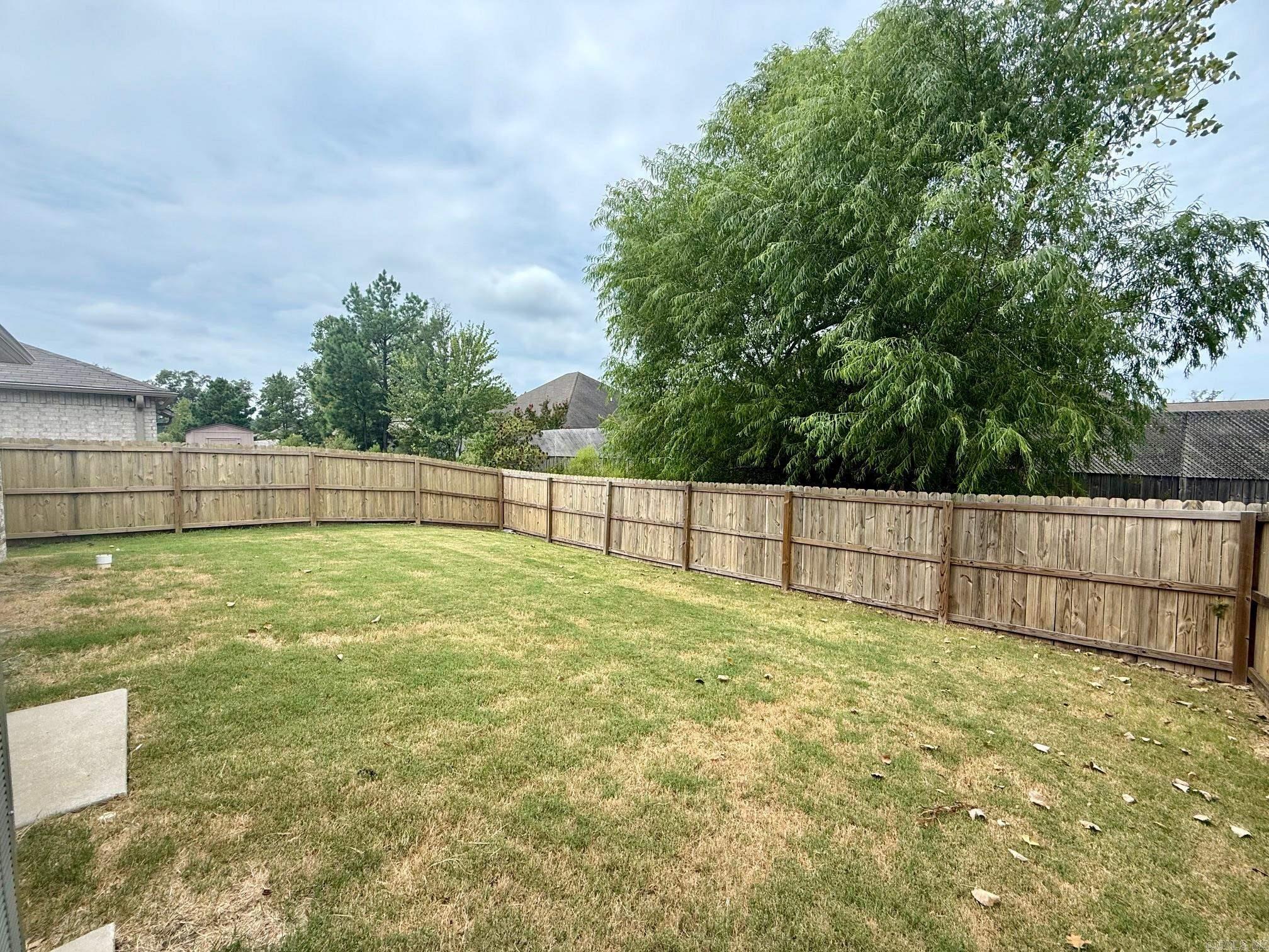 WHITE OAK CROSSING - Residential Lease