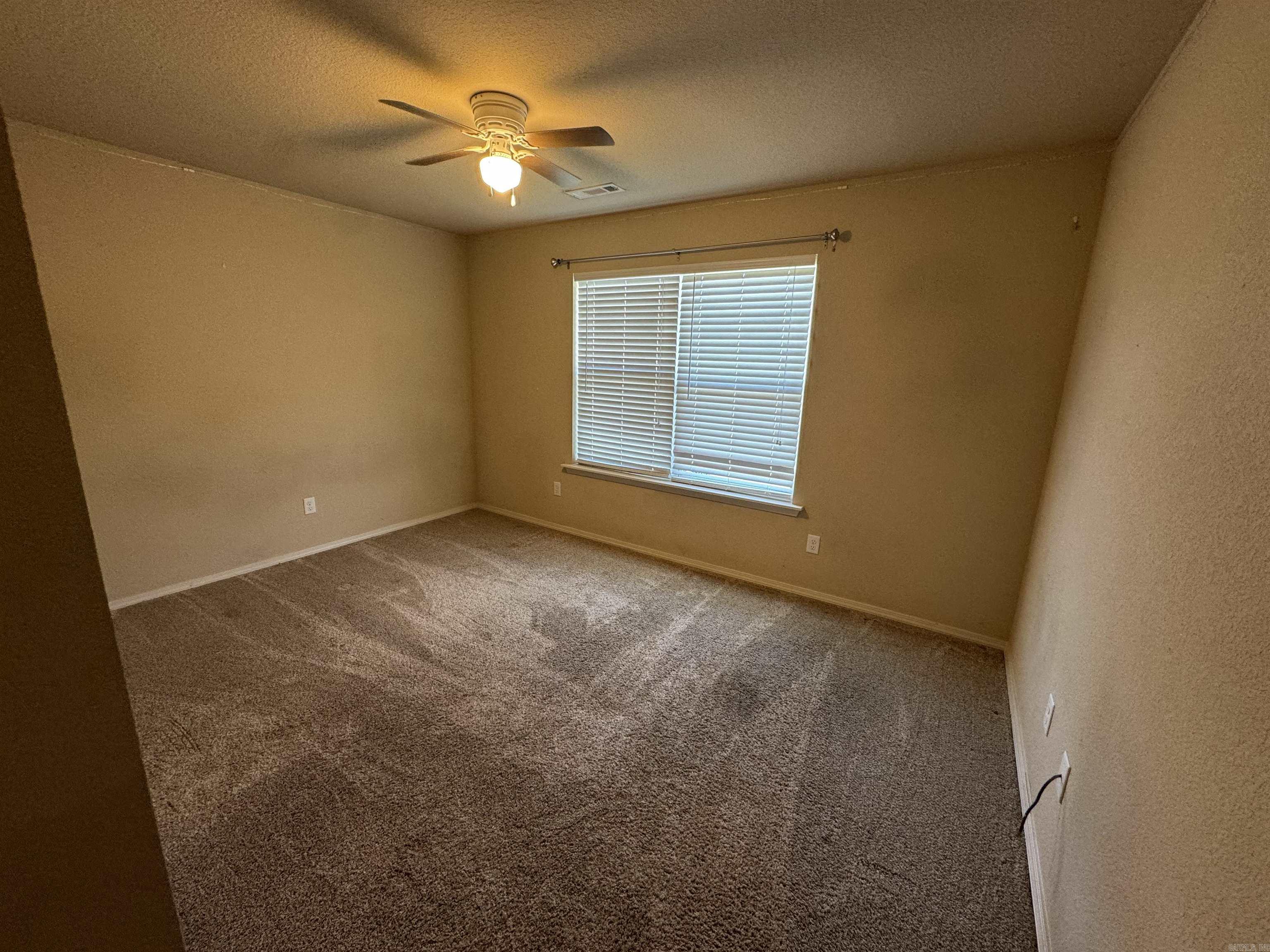 Benjamin Grove - Residential Lease