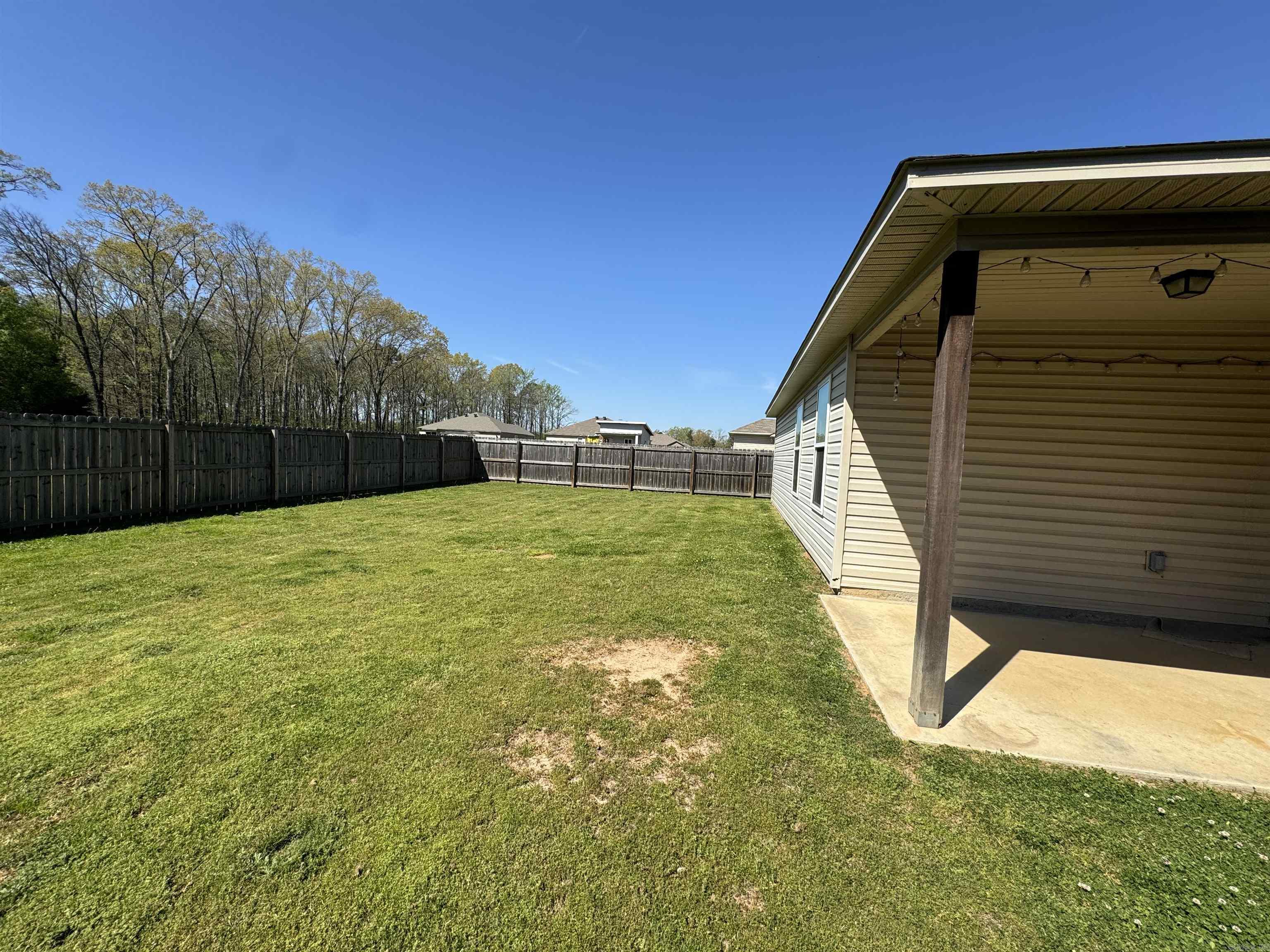 Benjamin Grove - Residential Lease