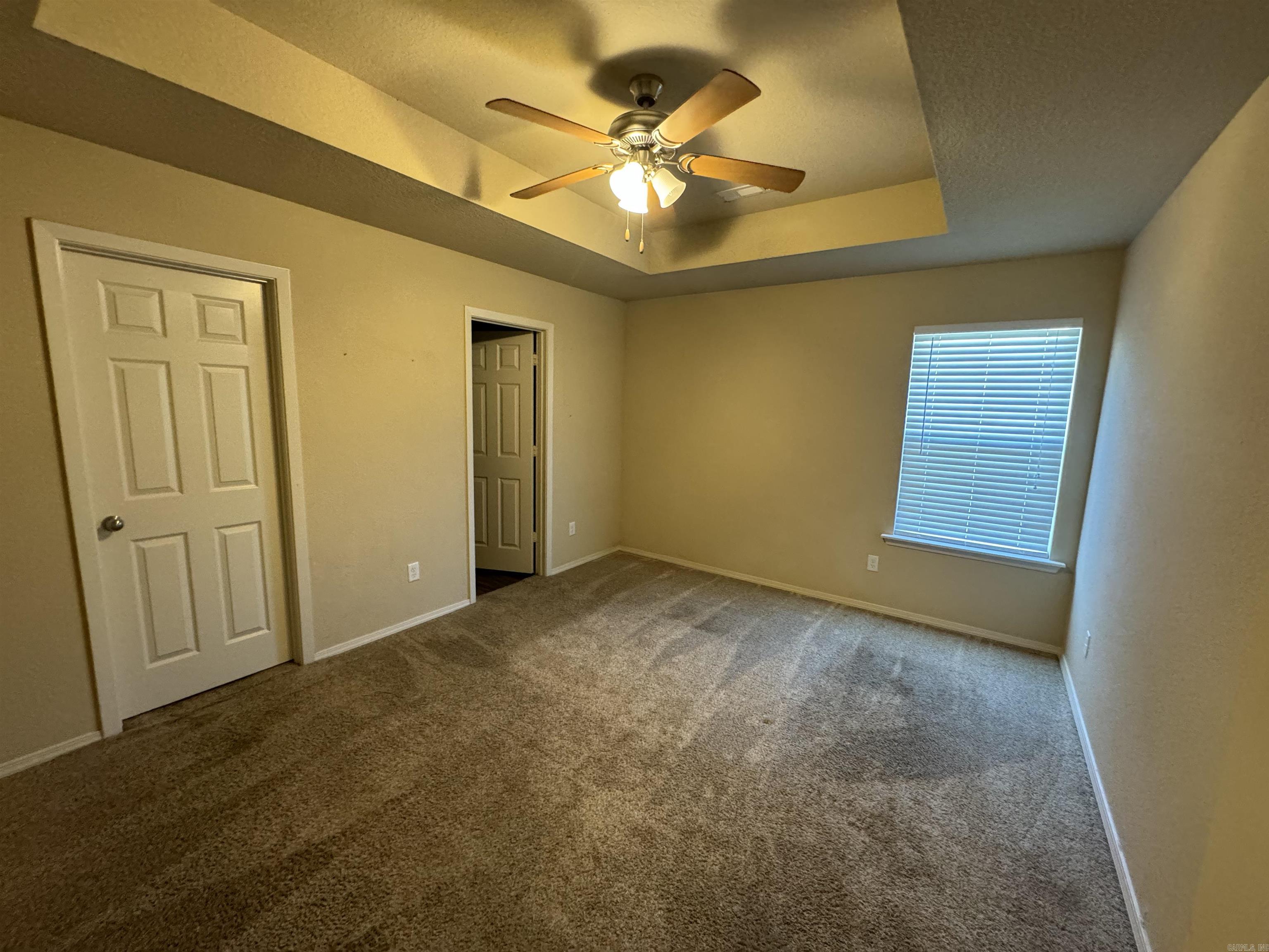 Benjamin Grove - Residential Lease