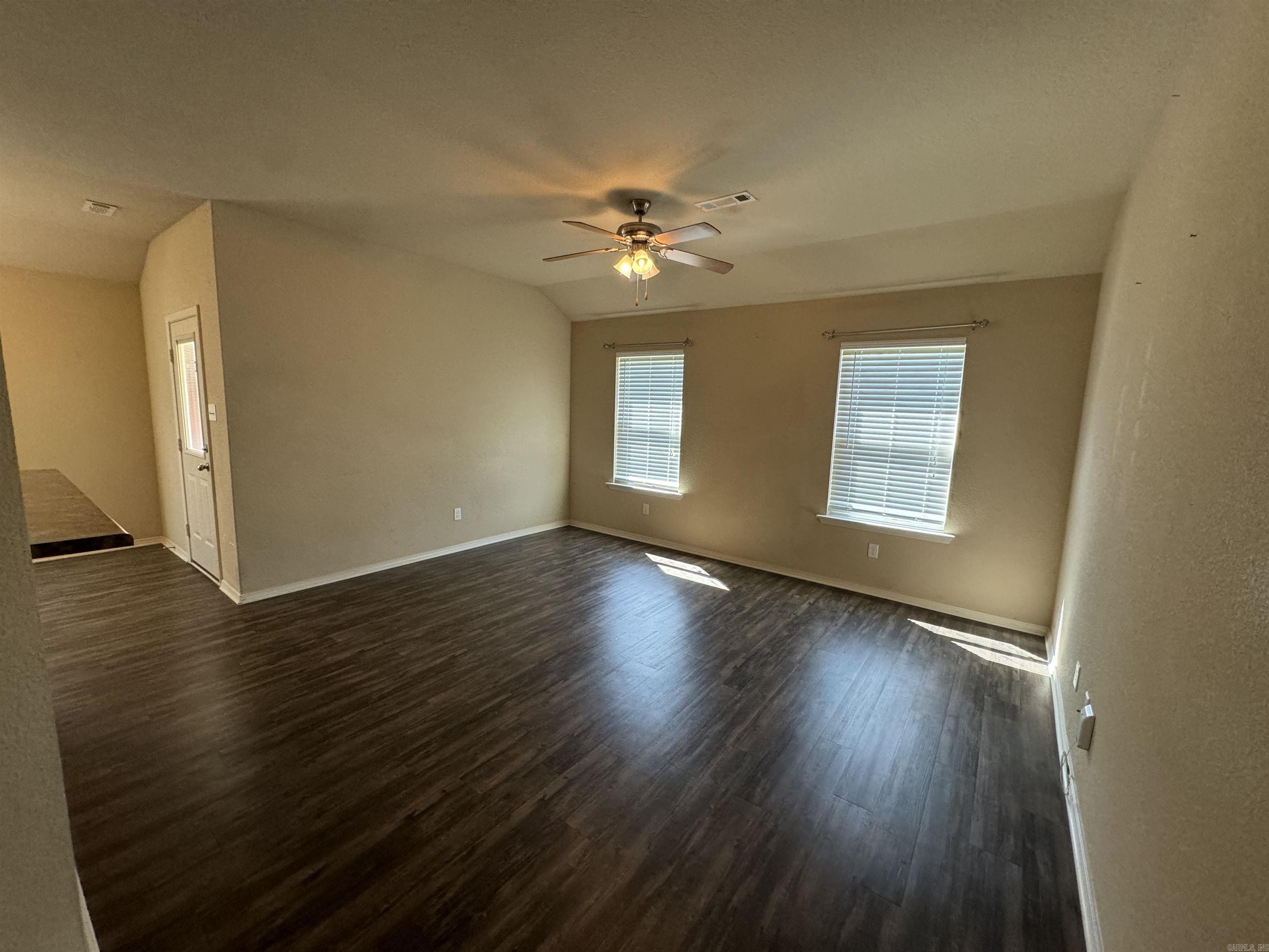 Benjamin Grove - Residential Lease