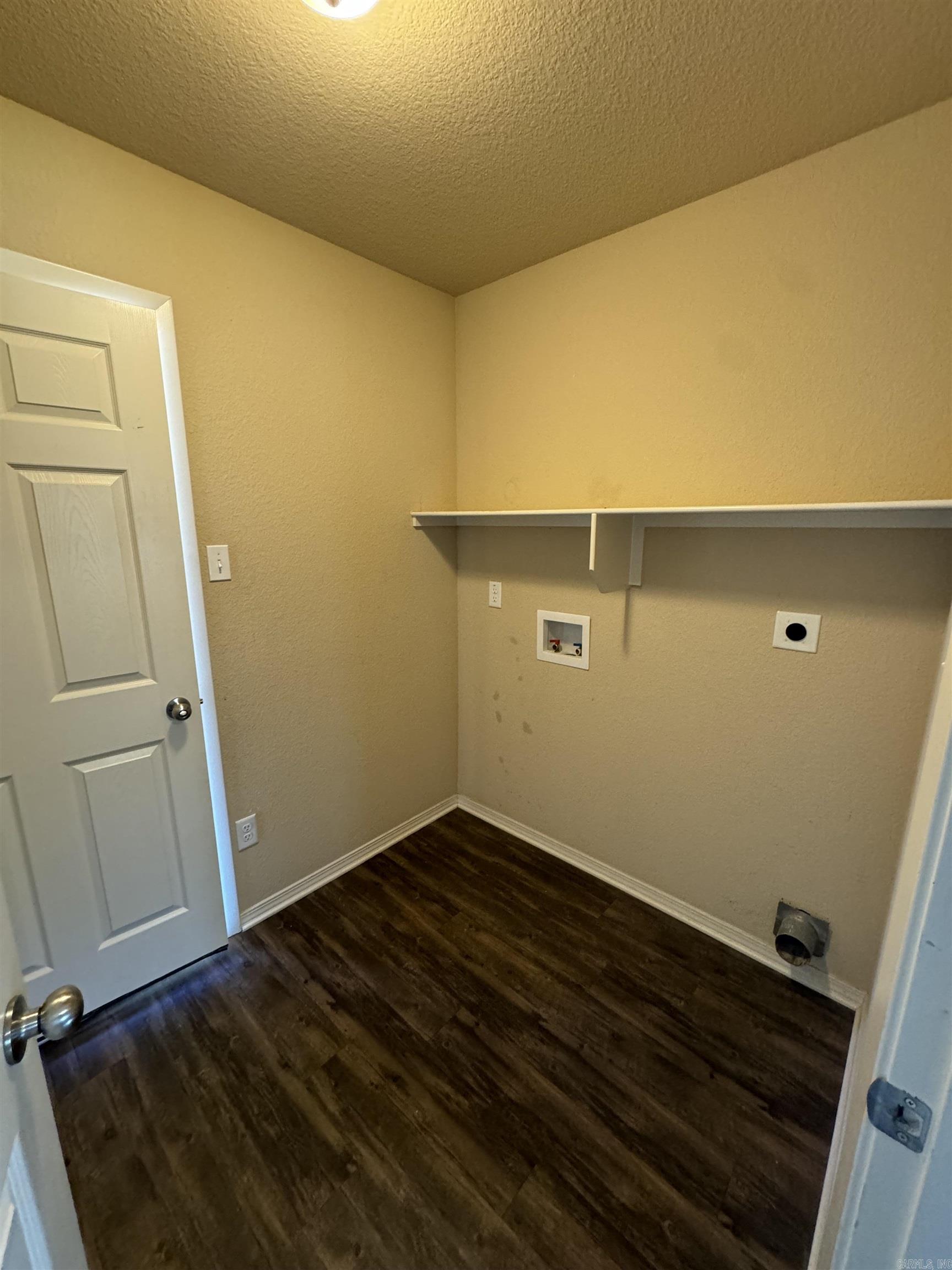 Benjamin Grove - Residential Lease