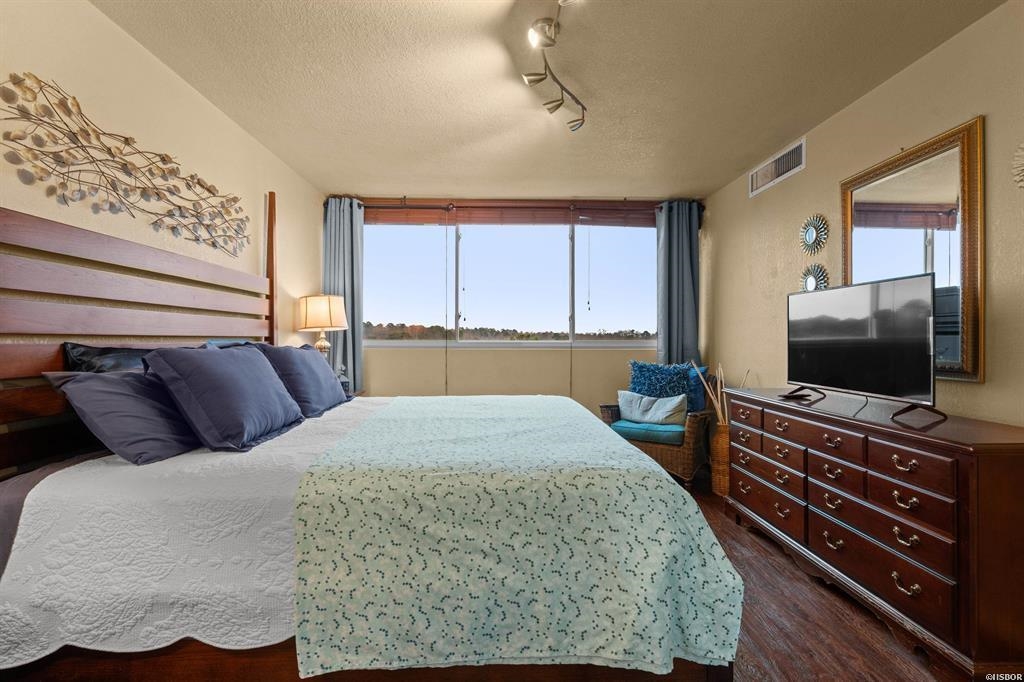 BEACON MANOR HPR - Residential