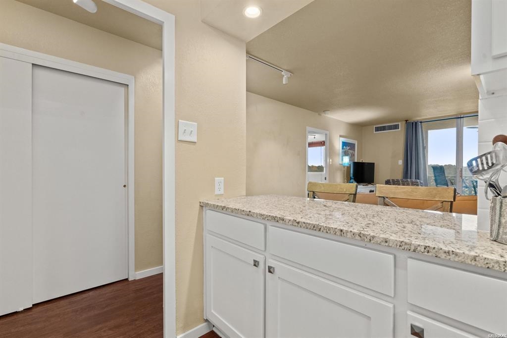 BEACON MANOR HPR - Residential