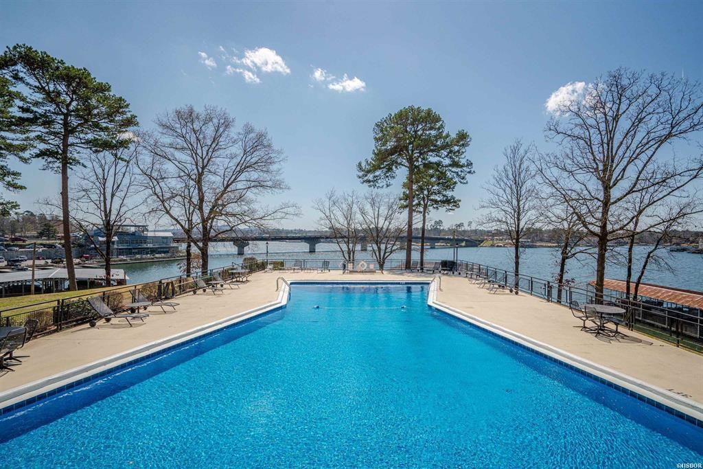 BEACON MANOR HPR - Residential