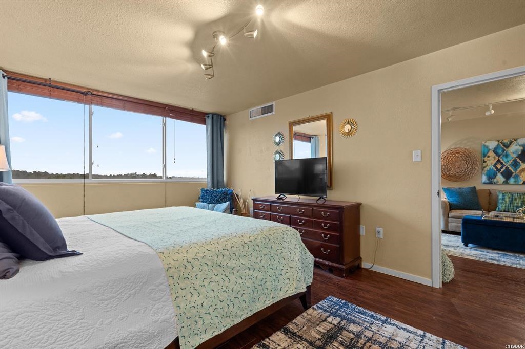 BEACON MANOR HPR - Residential