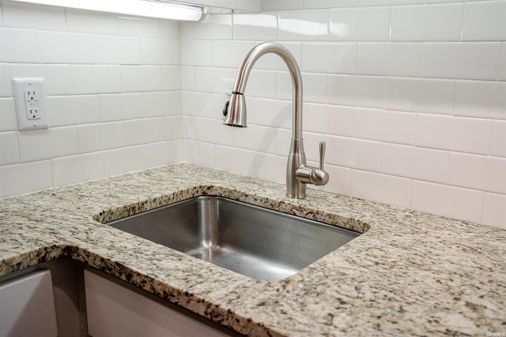 BEACON MANOR HPR - Residential