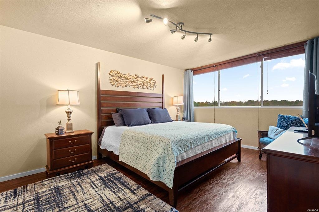 BEACON MANOR HPR - Residential