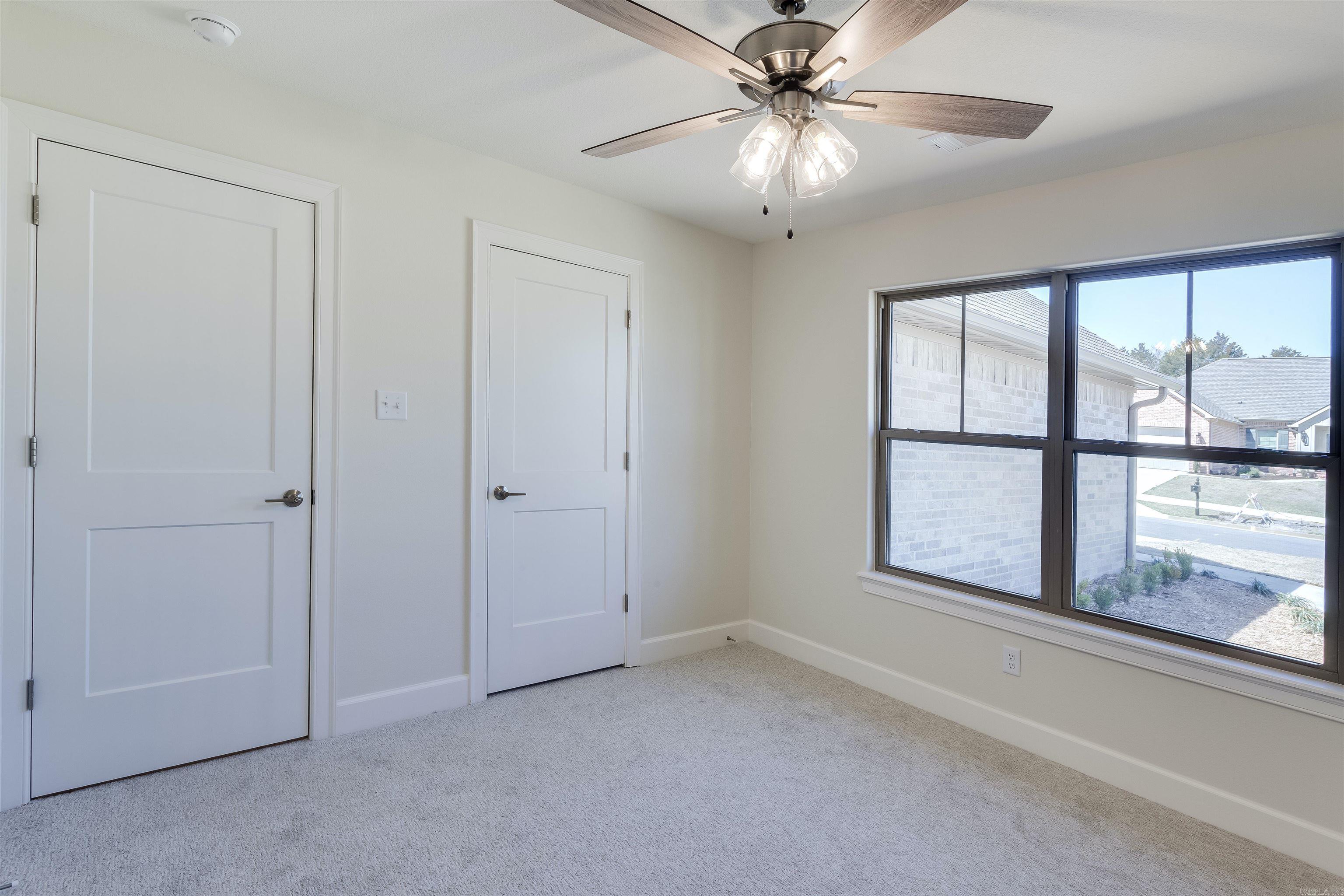 SHIRE GLEN AT CHAFFEE CROSSING - Residential