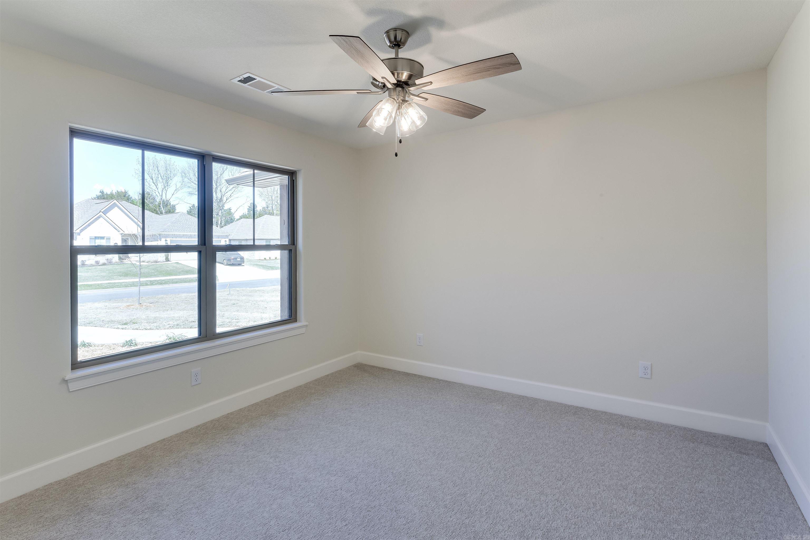 SHIRE GLEN AT CHAFFEE CROSSING - Residential