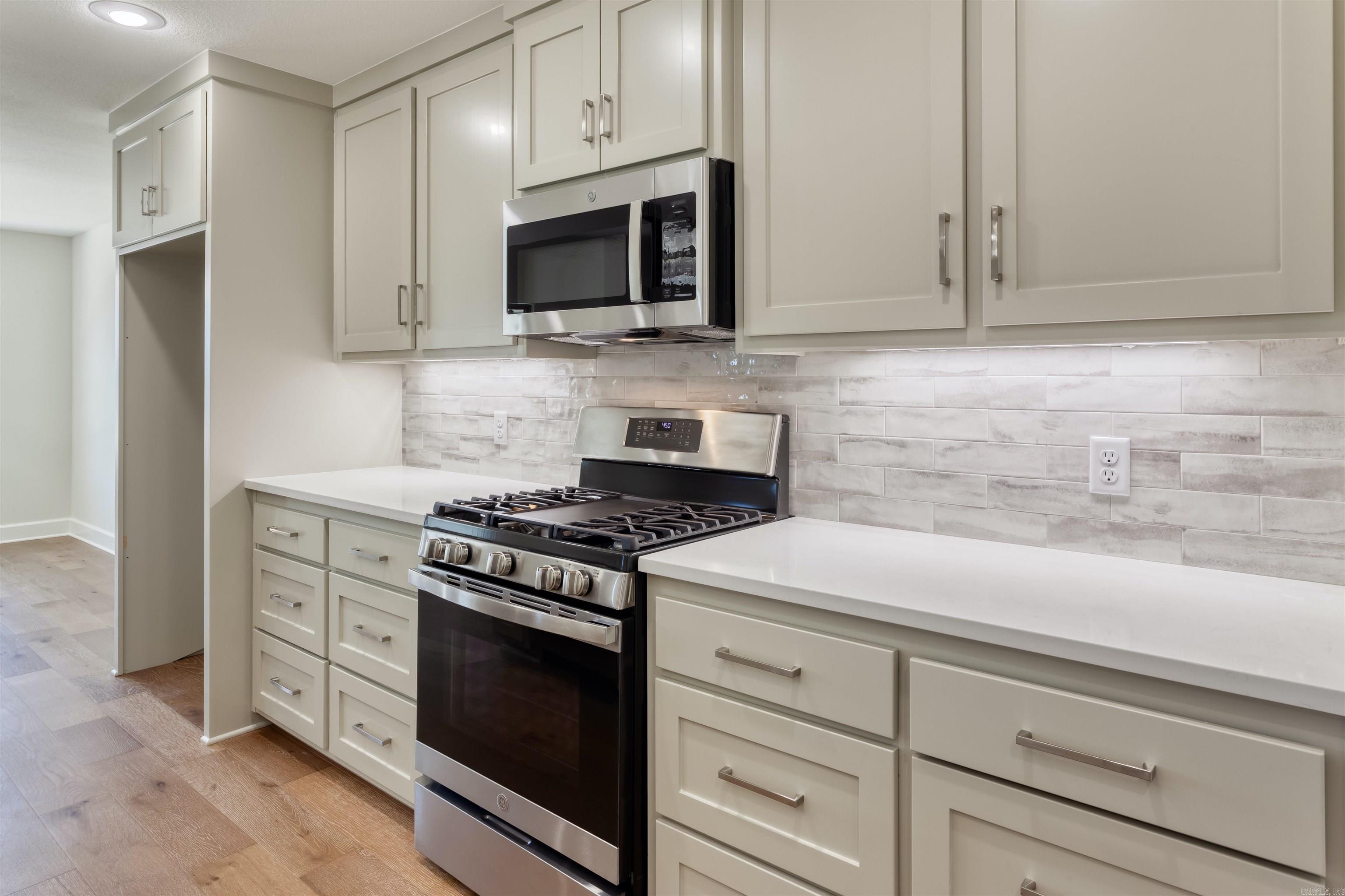 SHIRE GLEN AT CHAFFEE CROSSING - Residential