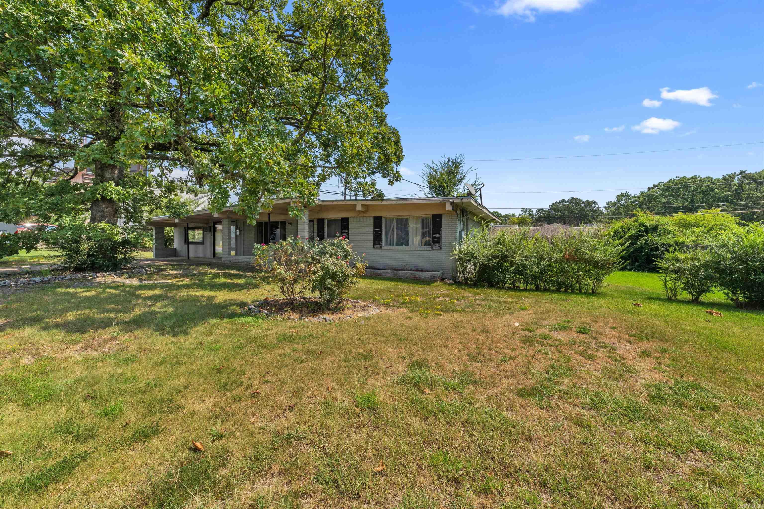 West Markham Street - Residential