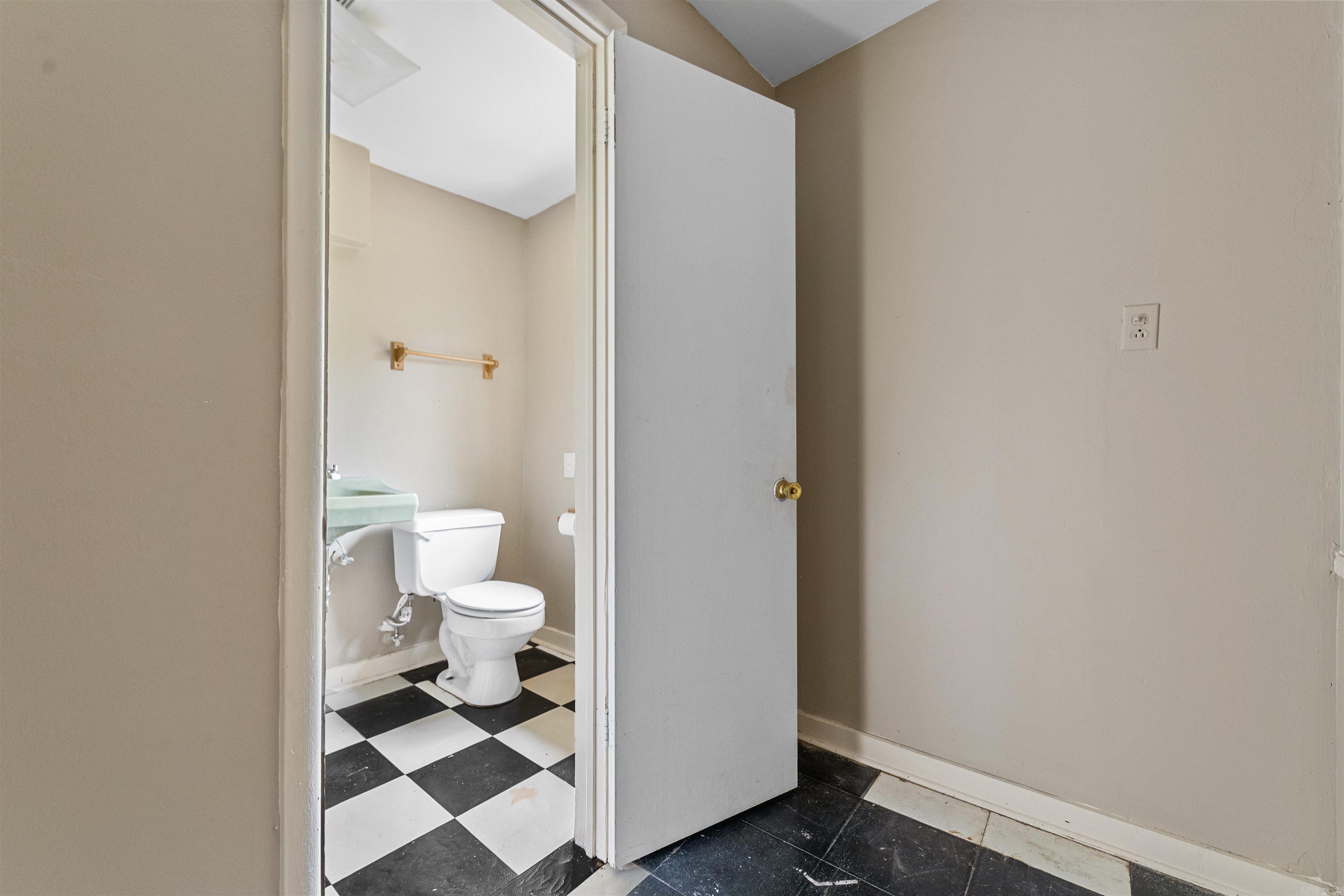 West Markham Street - Residential