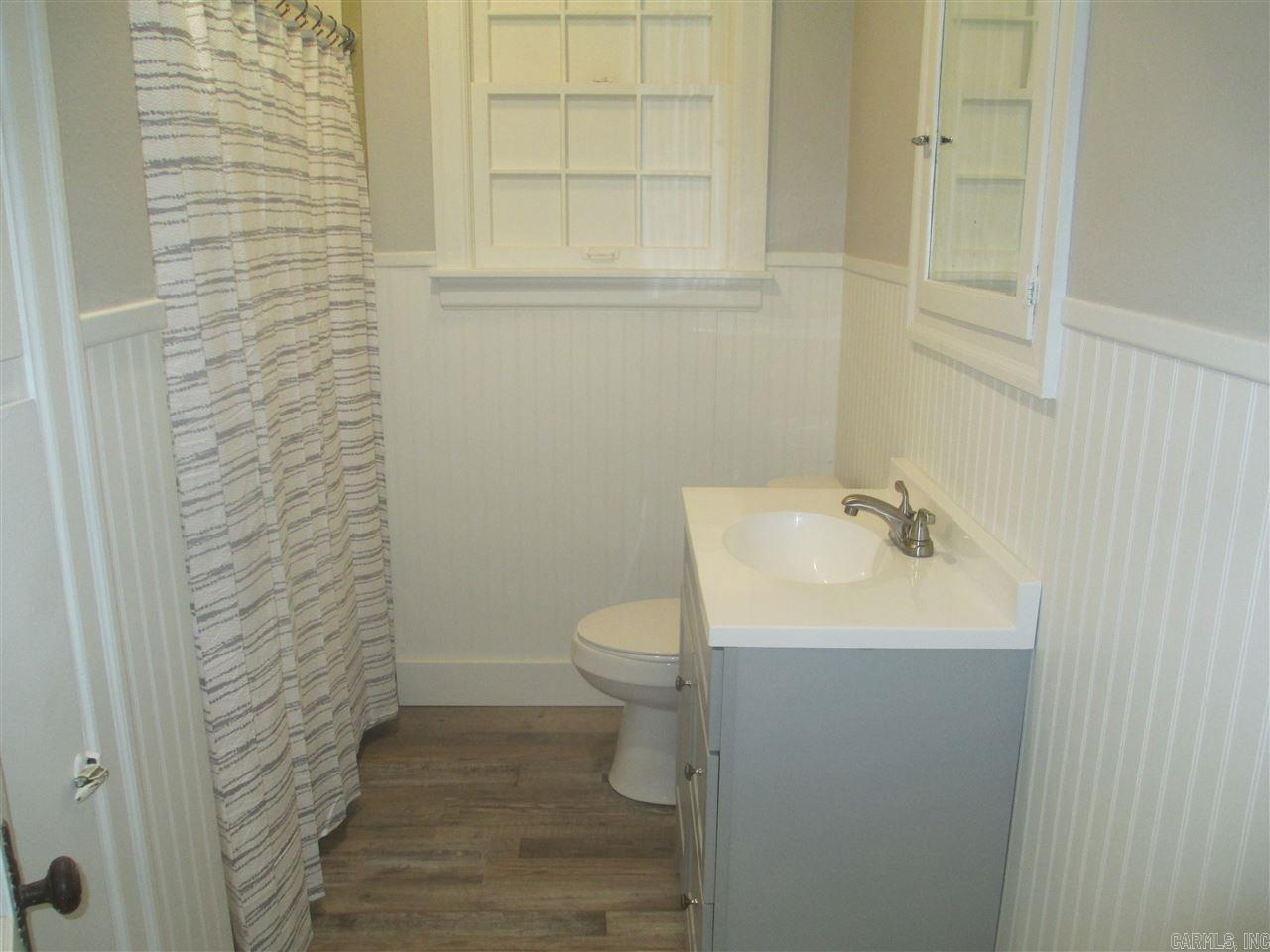 Gentry-Watson & Quarrels - Residential Lease