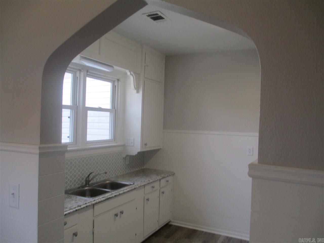 Gentry-Watson & Quarrels - Residential Lease