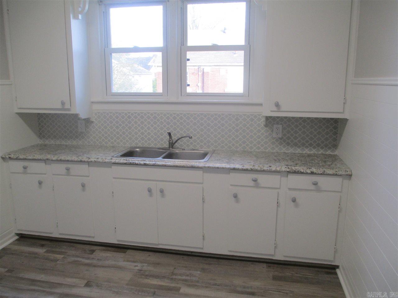 Gentry-Watson & Quarrels - Residential Lease