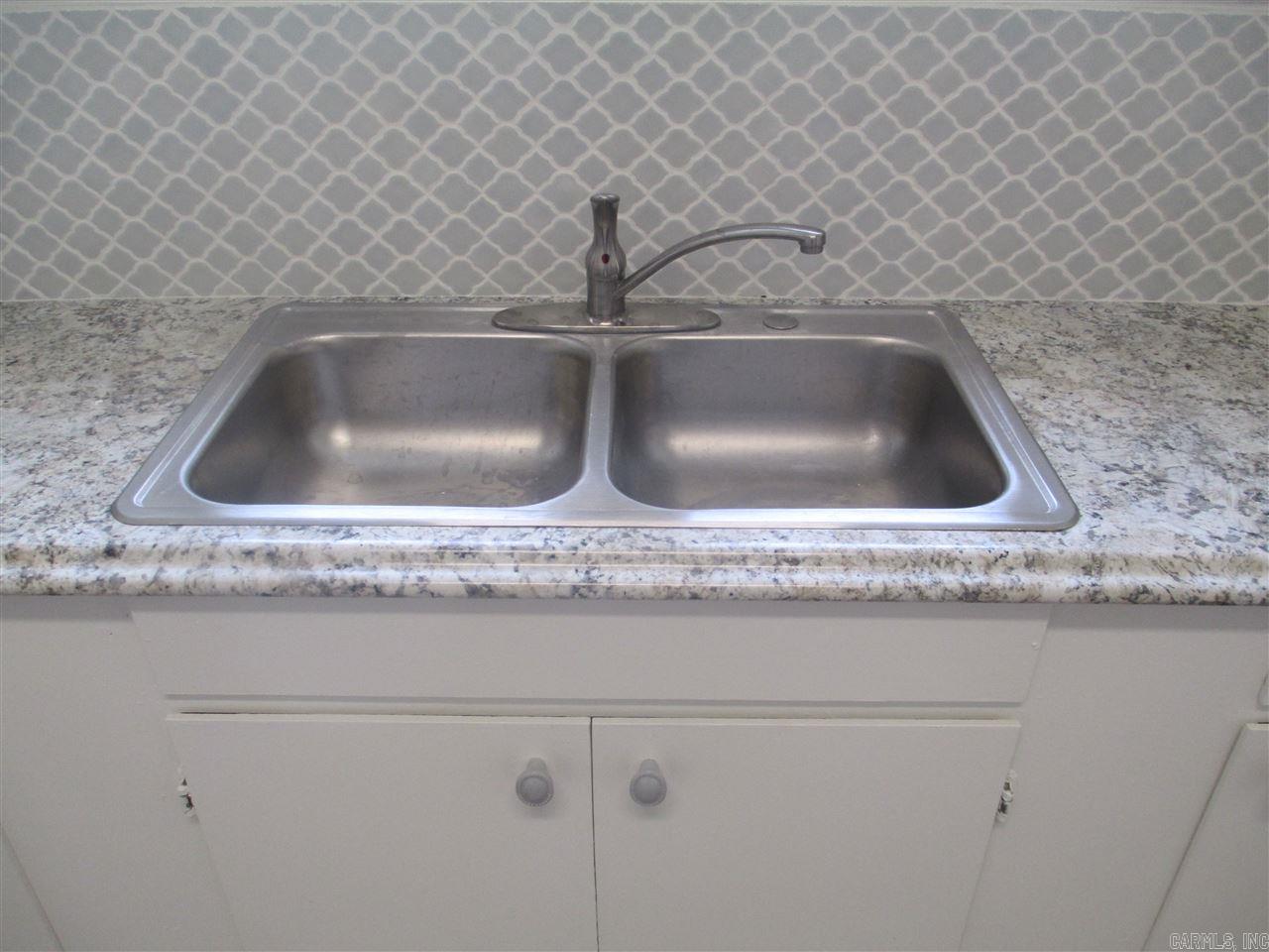 Gentry-Watson & Quarrels - Residential Lease