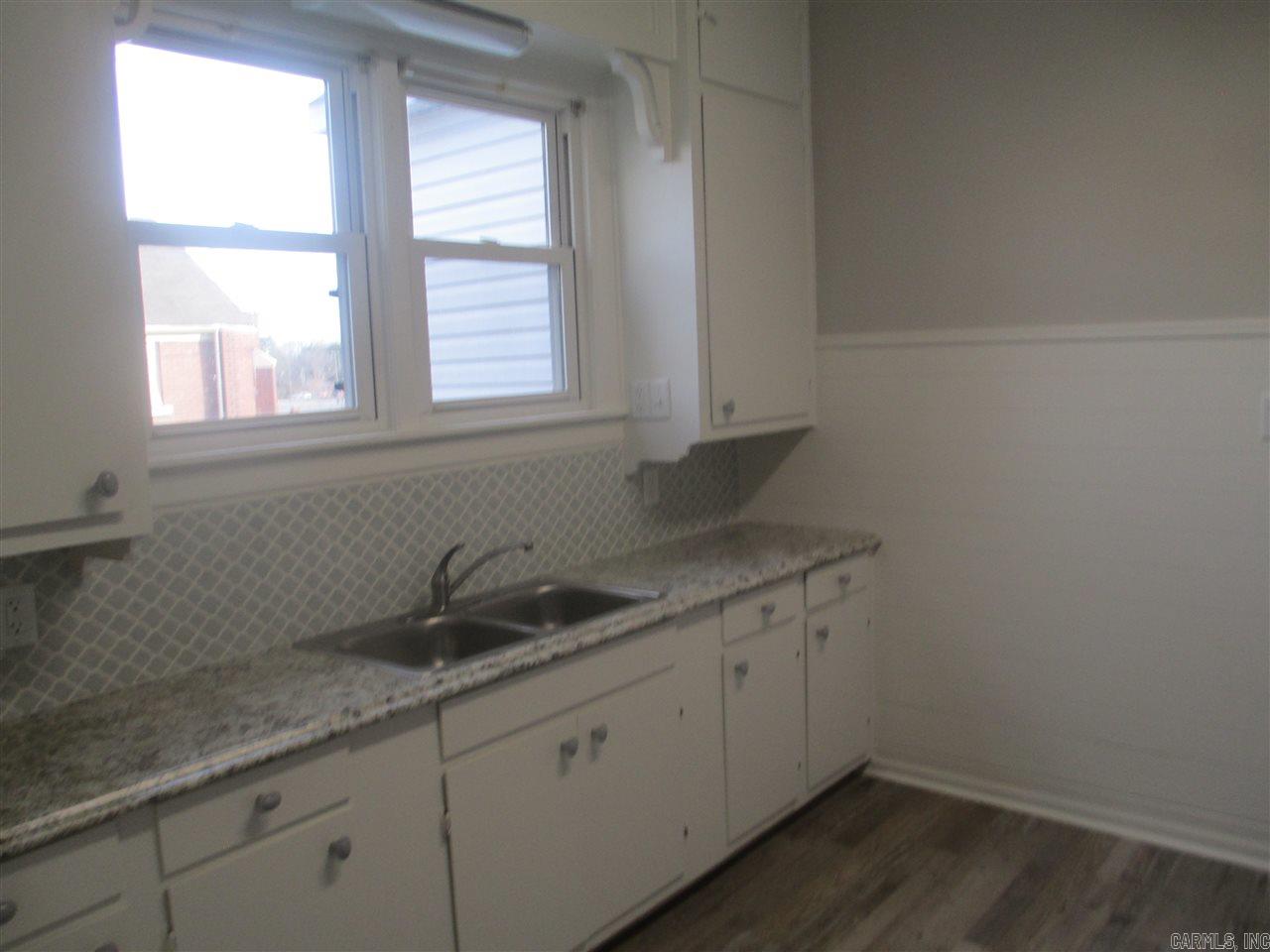 Gentry-Watson & Quarrels - Residential Lease