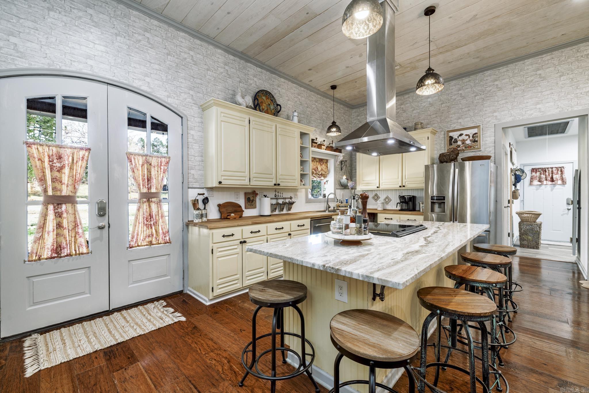 Metes & Bounds - Residential