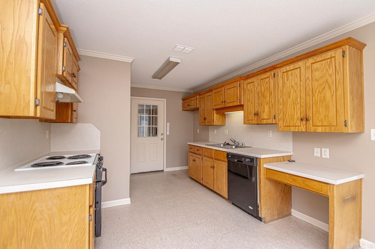 HUNTERS RUN - Residential