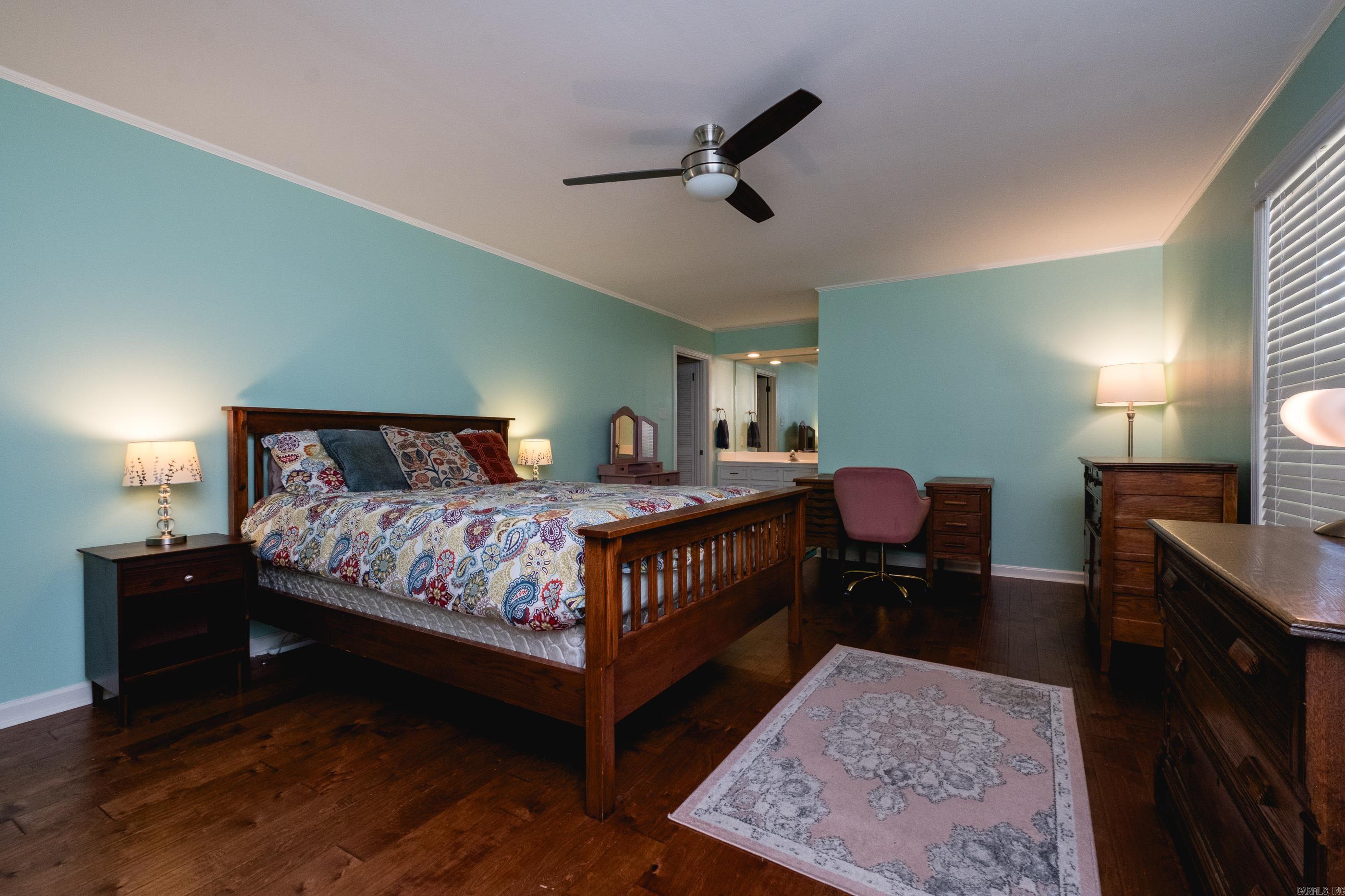 HALL COVE - Residential