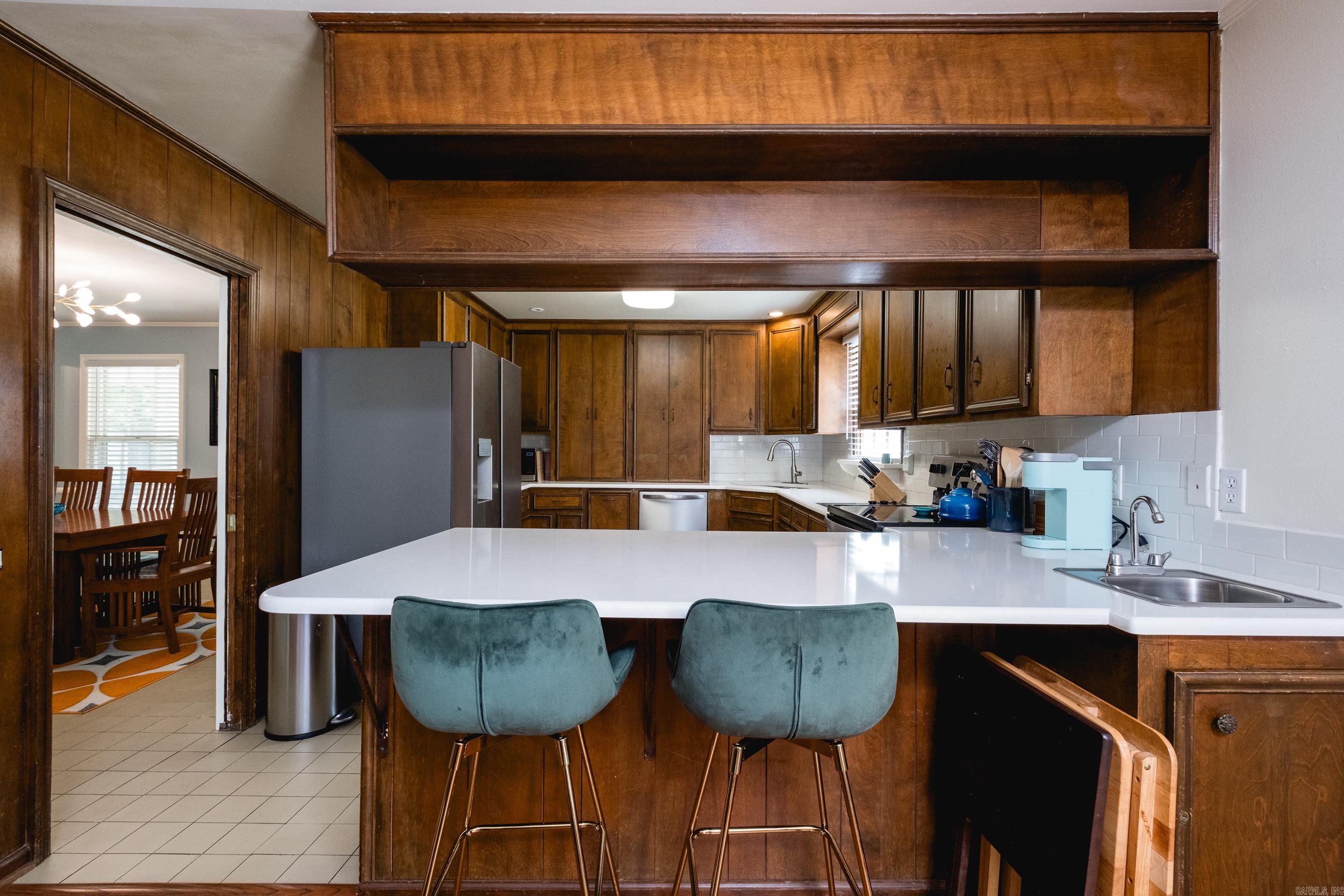 HALL COVE - Residential