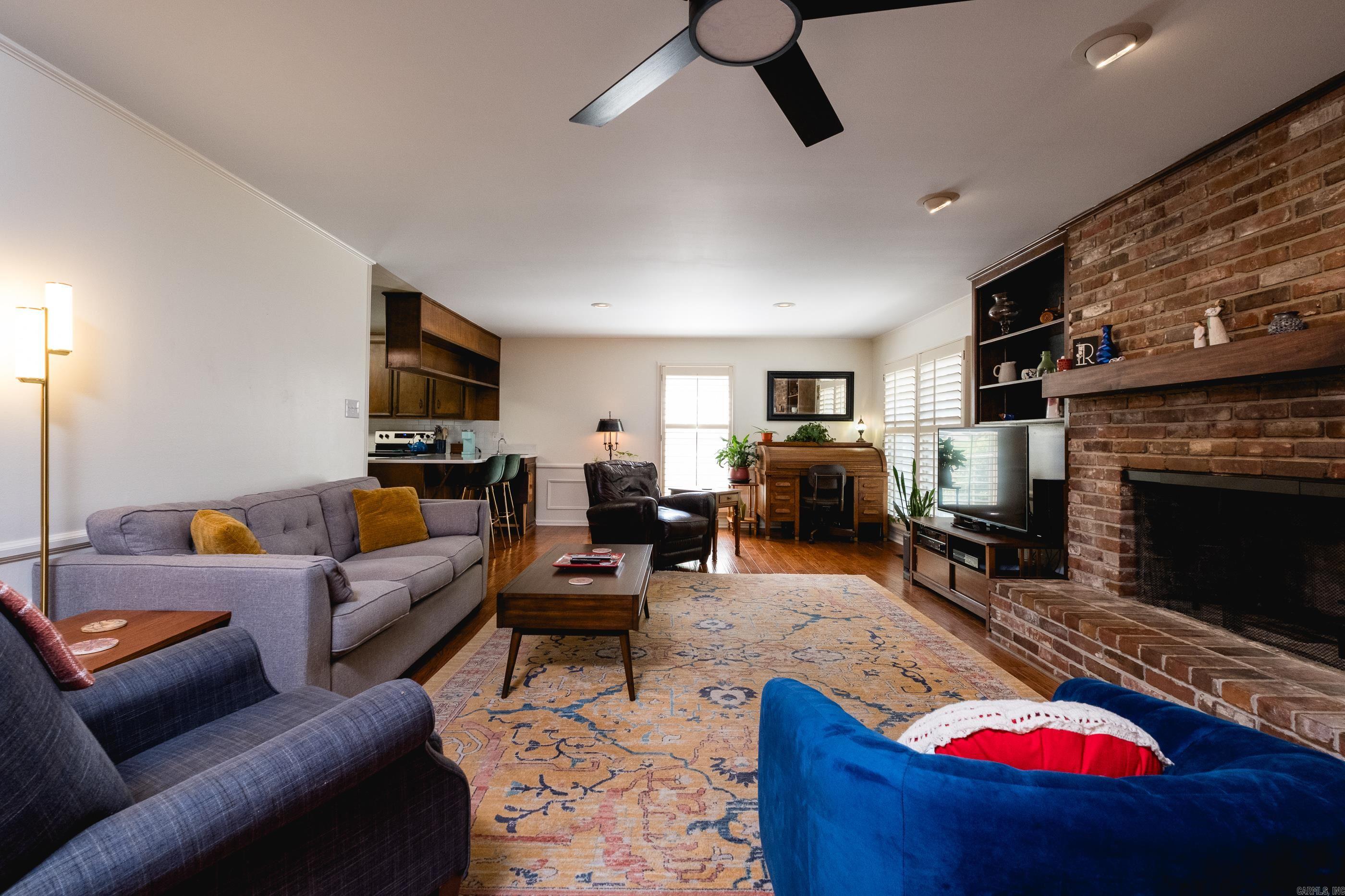 HALL COVE - Residential