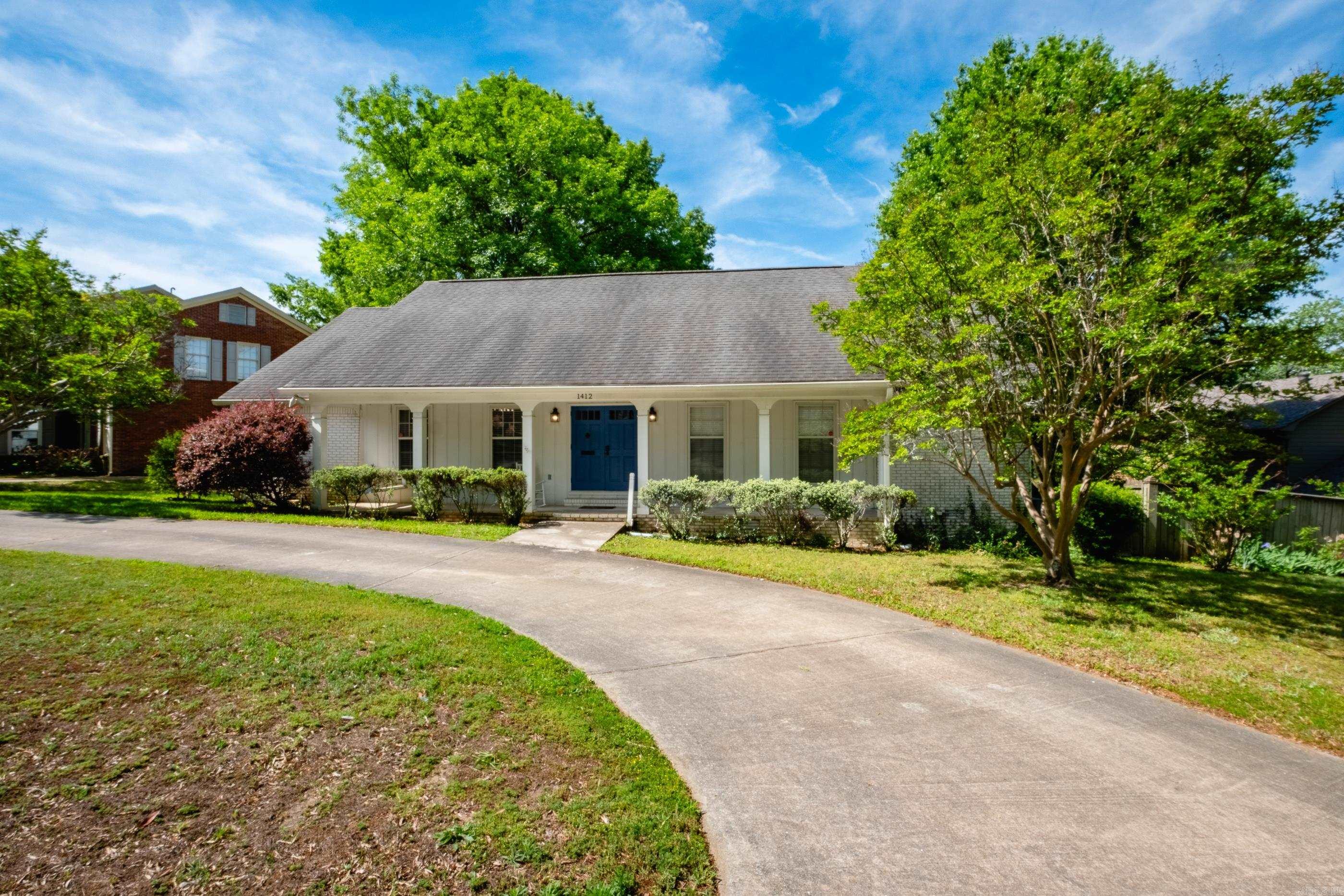 HALL COVE - Residential