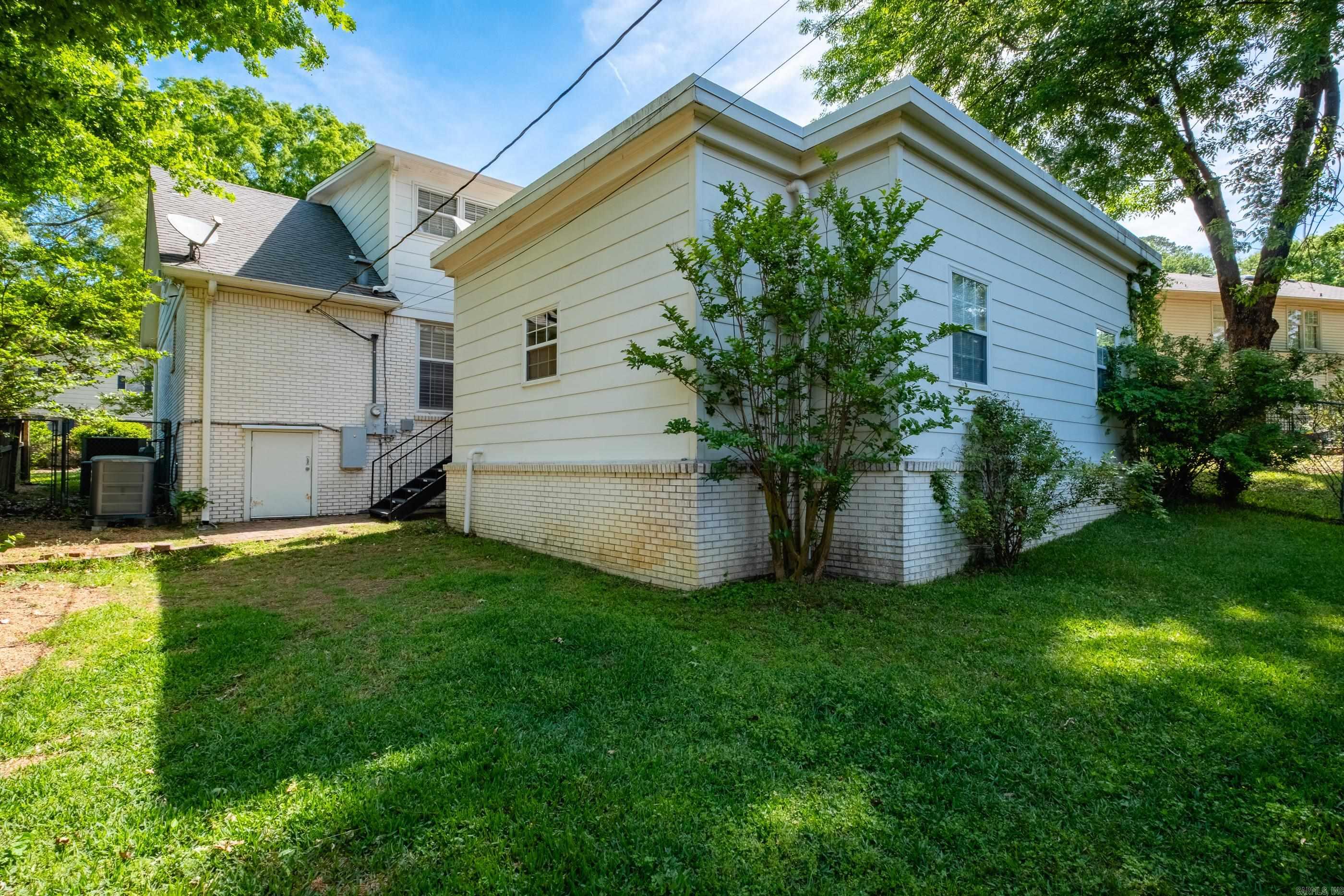 HALL COVE - Residential