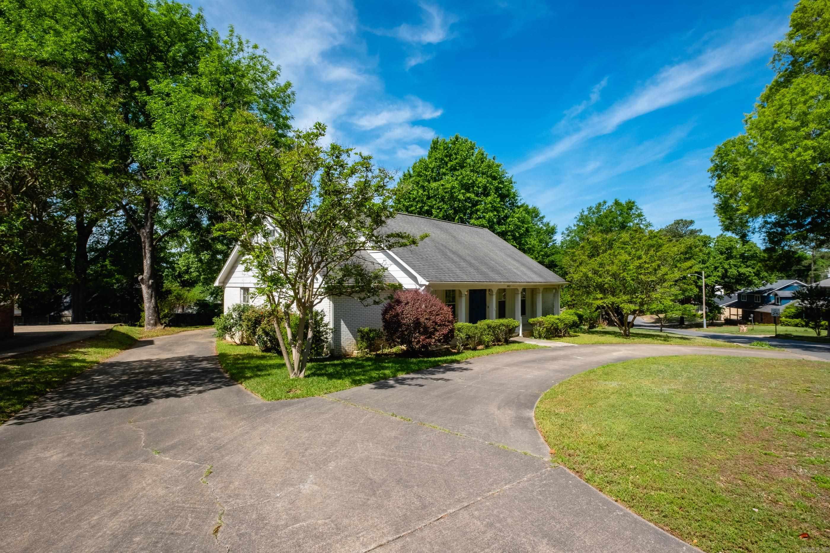 HALL COVE - Residential