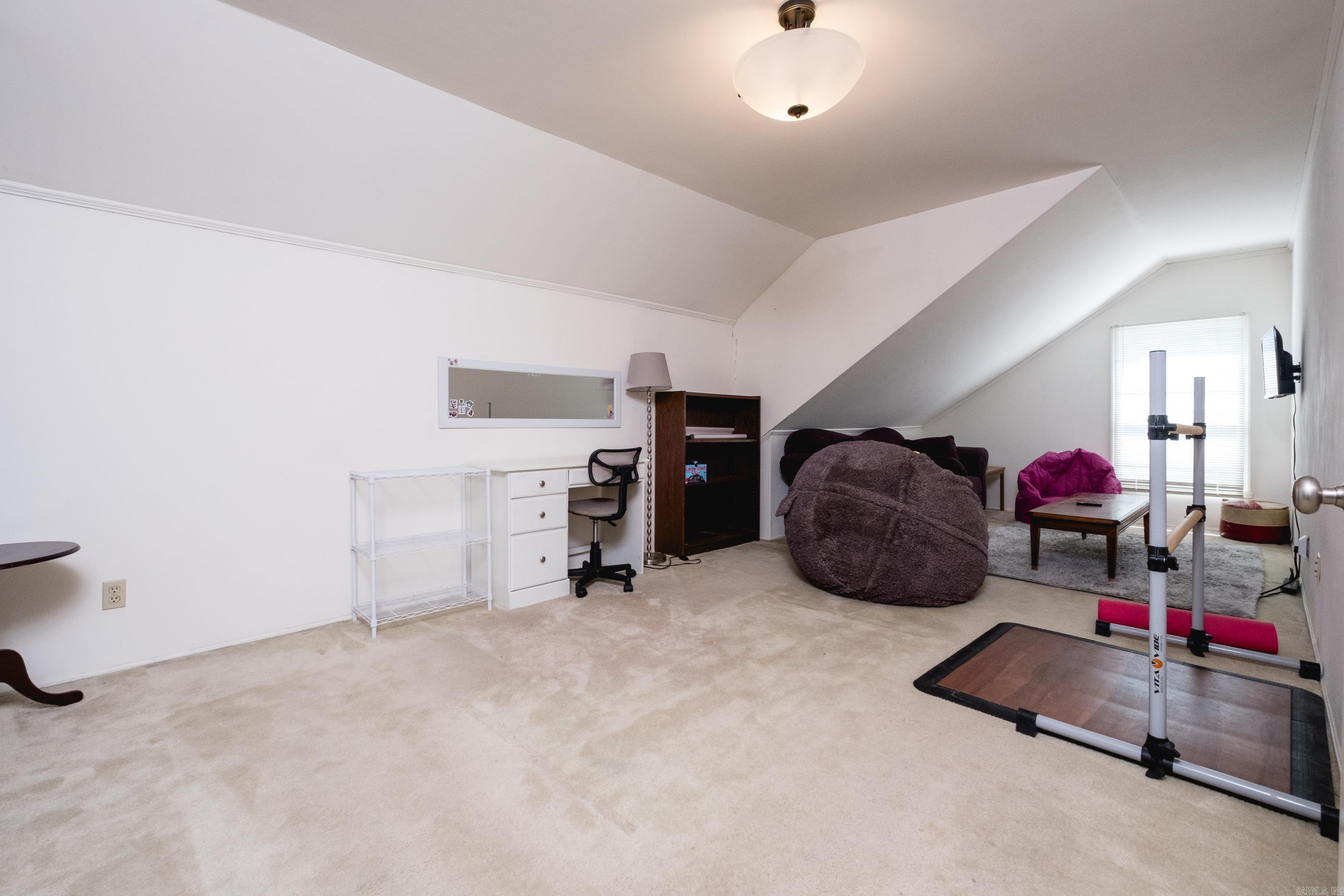 HALL COVE - Residential